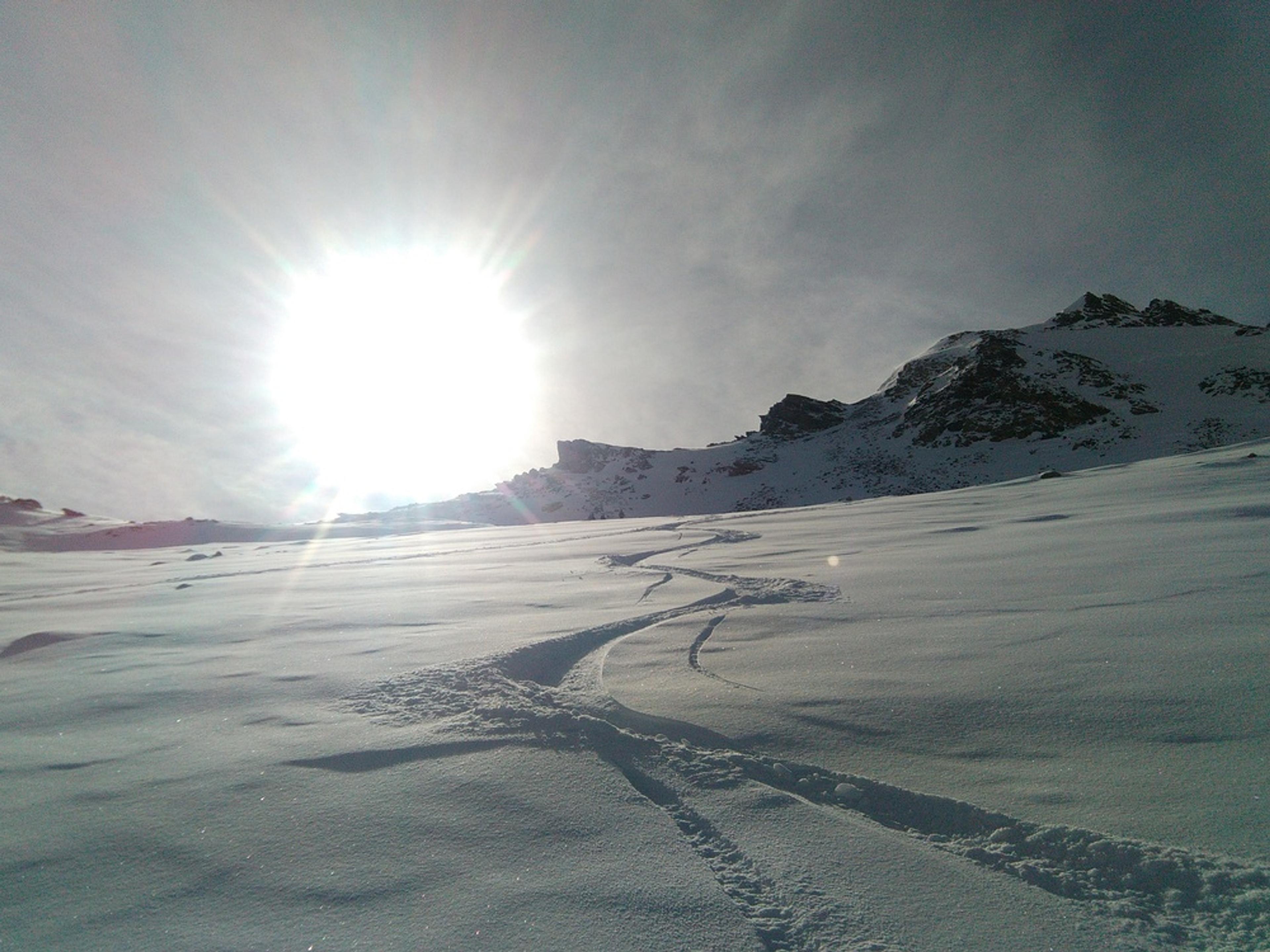 Col Blanchet - Premiers virages dans la poudre