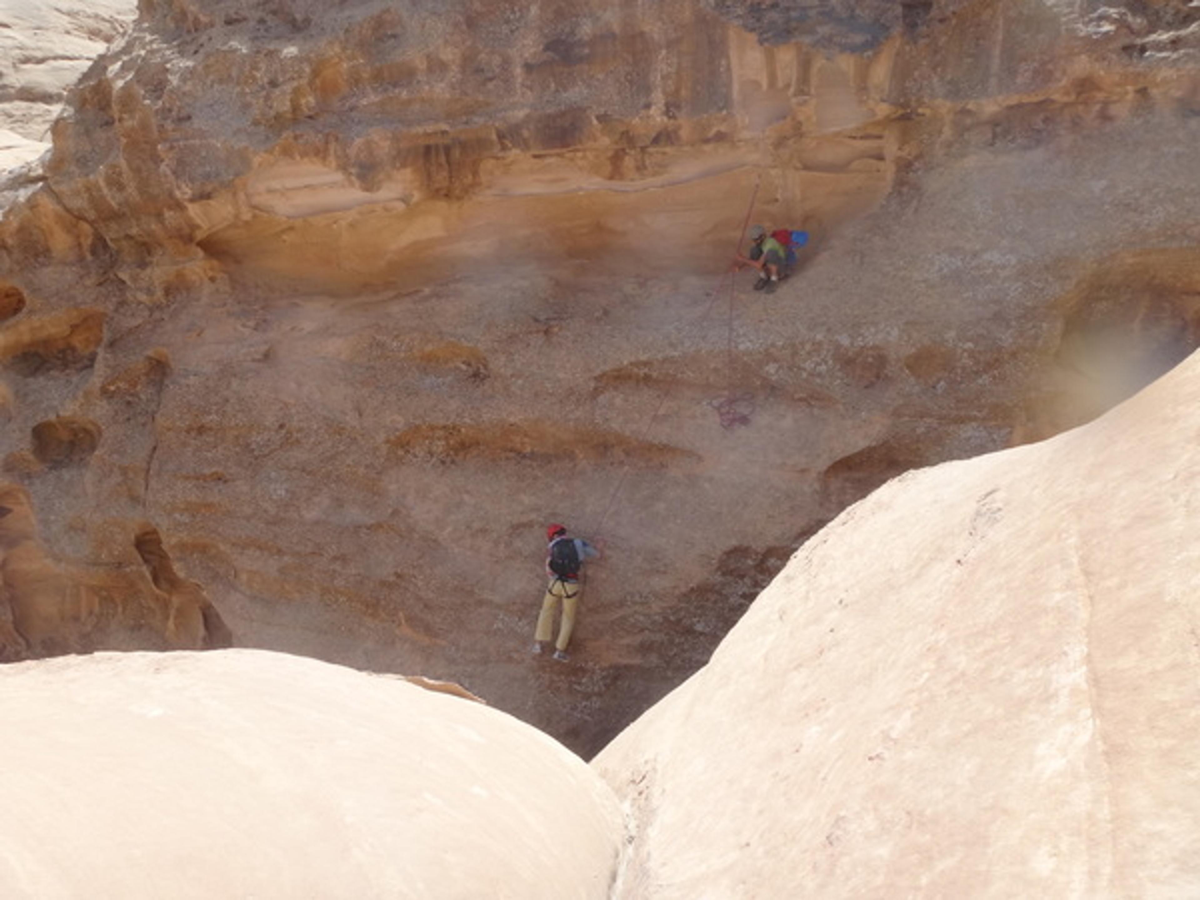 Traversée Jebel Rum - Le passage pour franchir le 2ème grand Siq