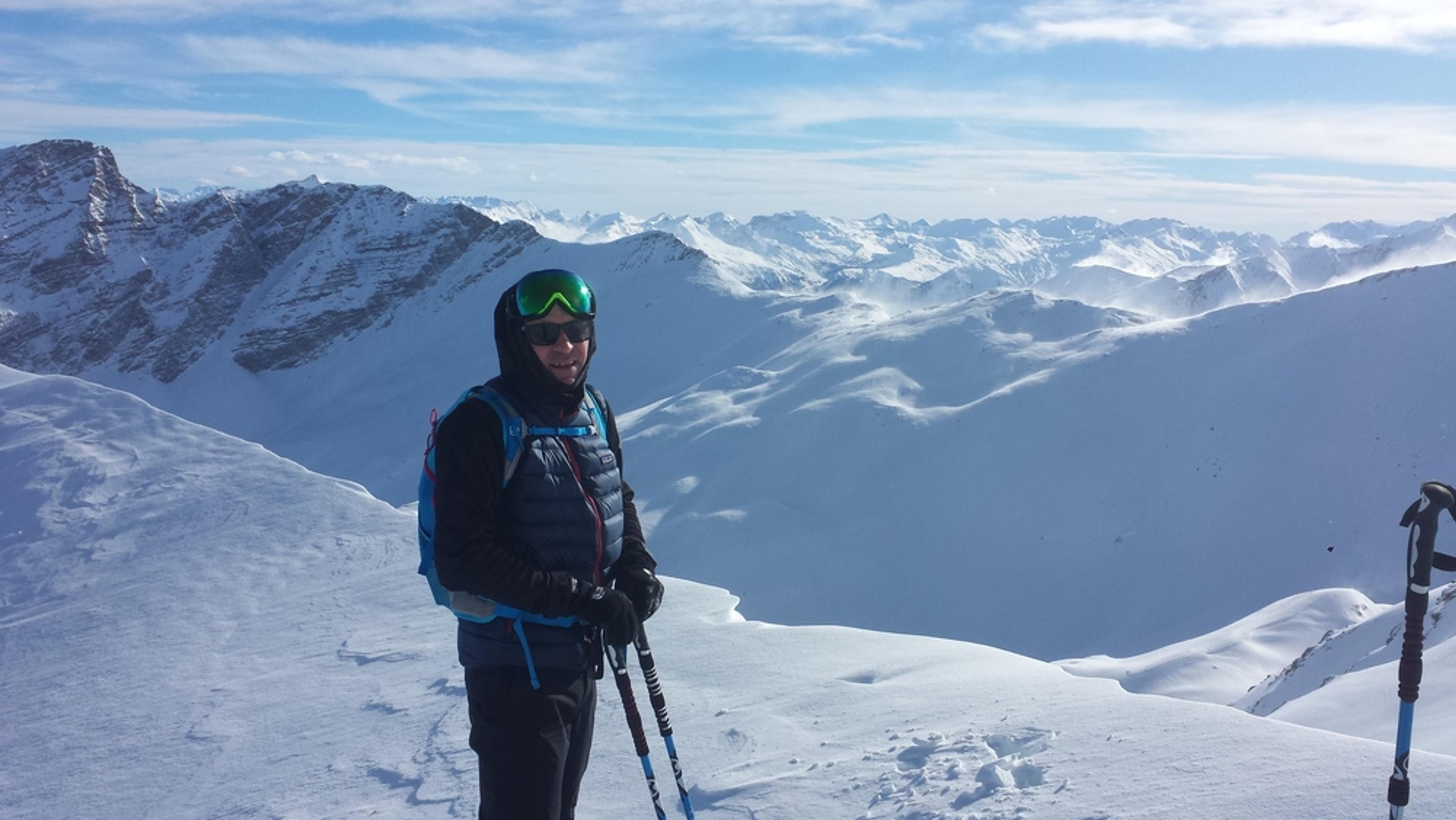 Initiation ski de randonnée - tête du Crachet - Le vent nous invite à filer dare dare