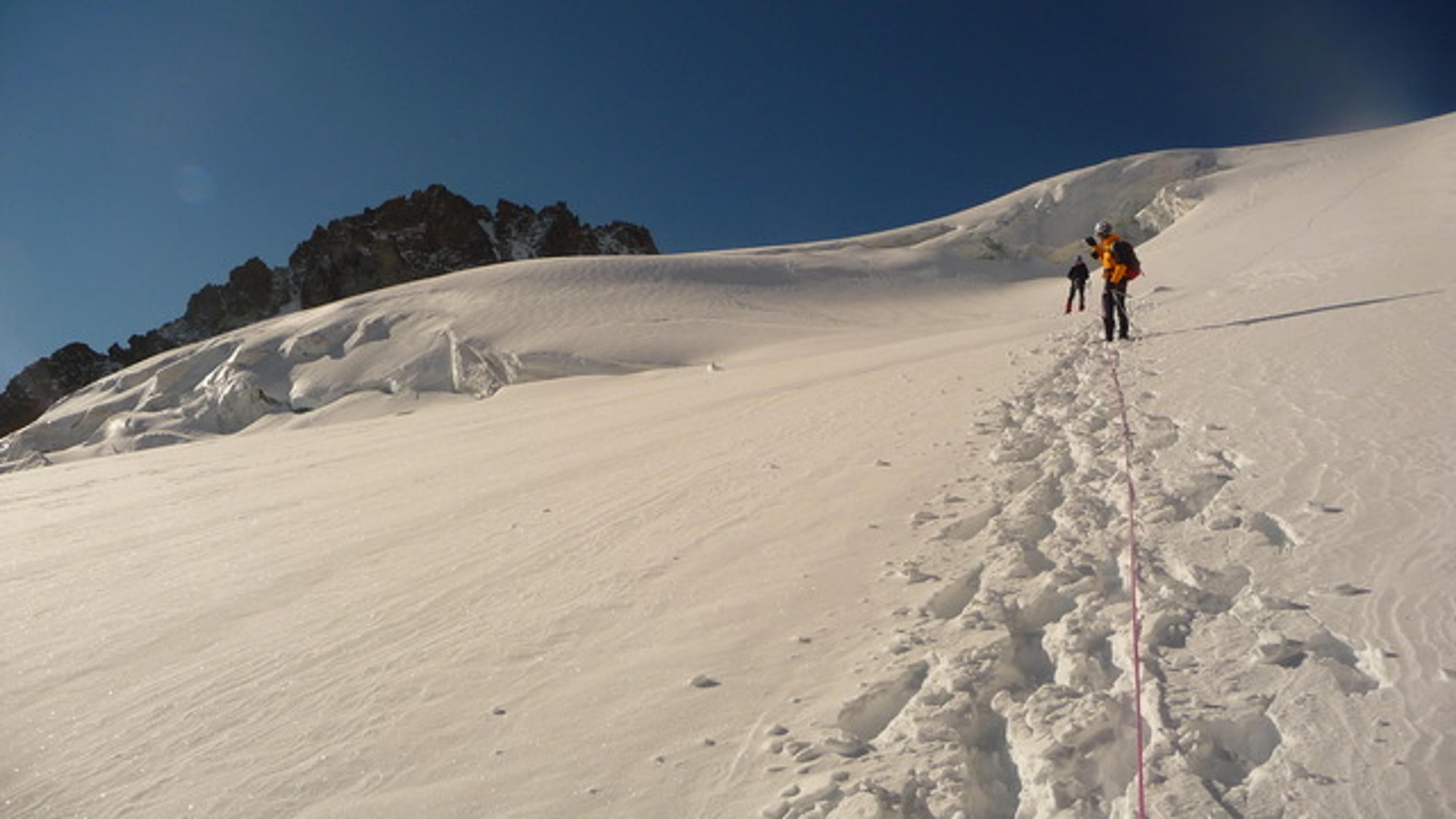 Traversée du Pelvoux - Vers 3550m, dans la poudreuse
