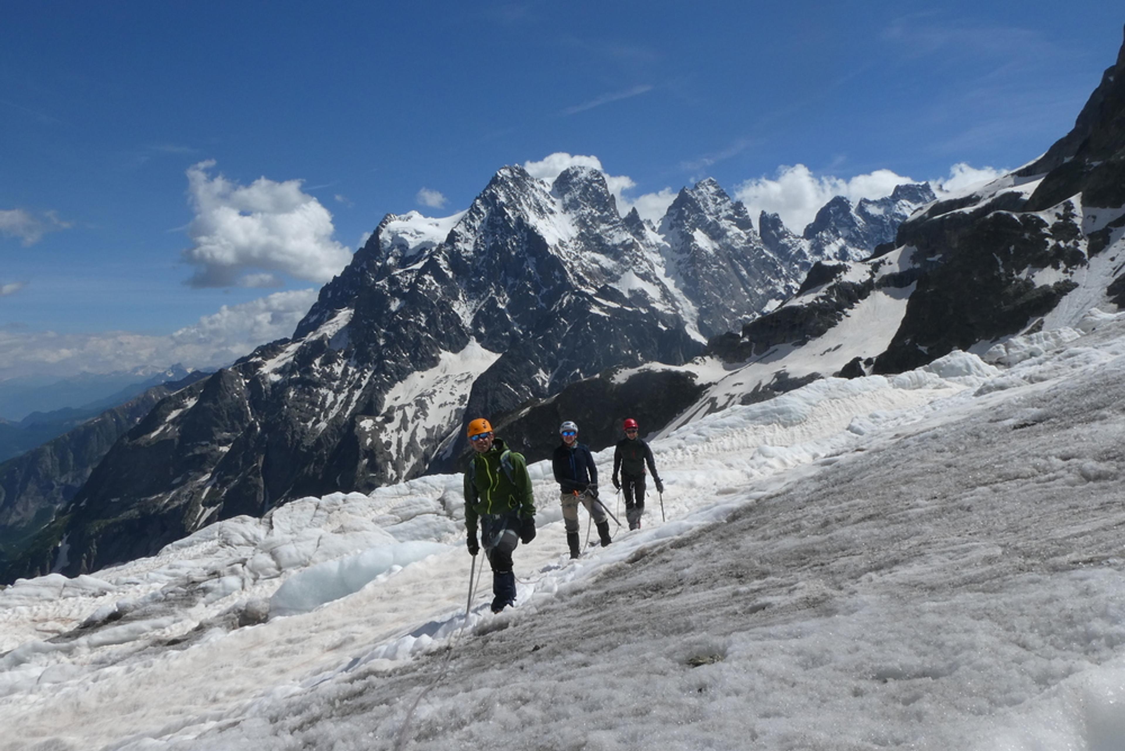 Dôme des Ecrins - 3 jours - Devant le Pelvoux