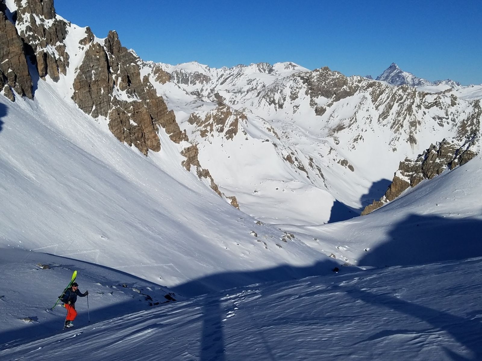 Montée au dessus du col