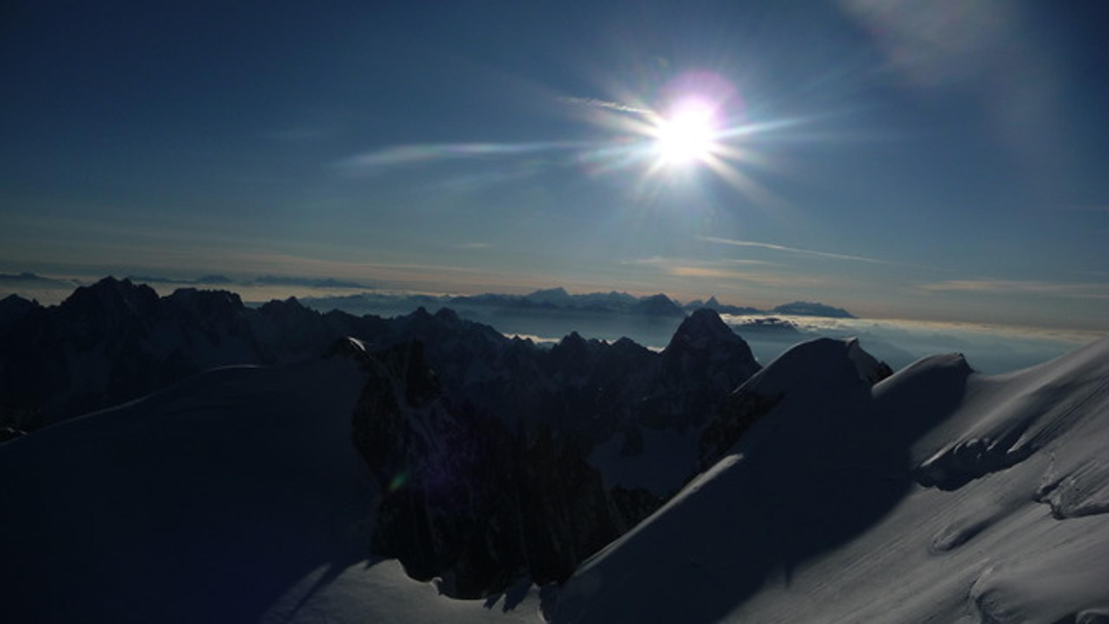 Mont Blanc par les Trois Monts - Les Alpes Valaisannes bronzent