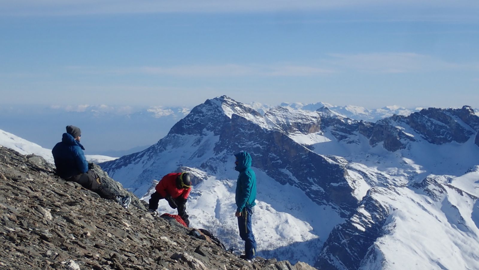 Raid ski – Tête de Malacoste – P’tite pause avant la folle descente!