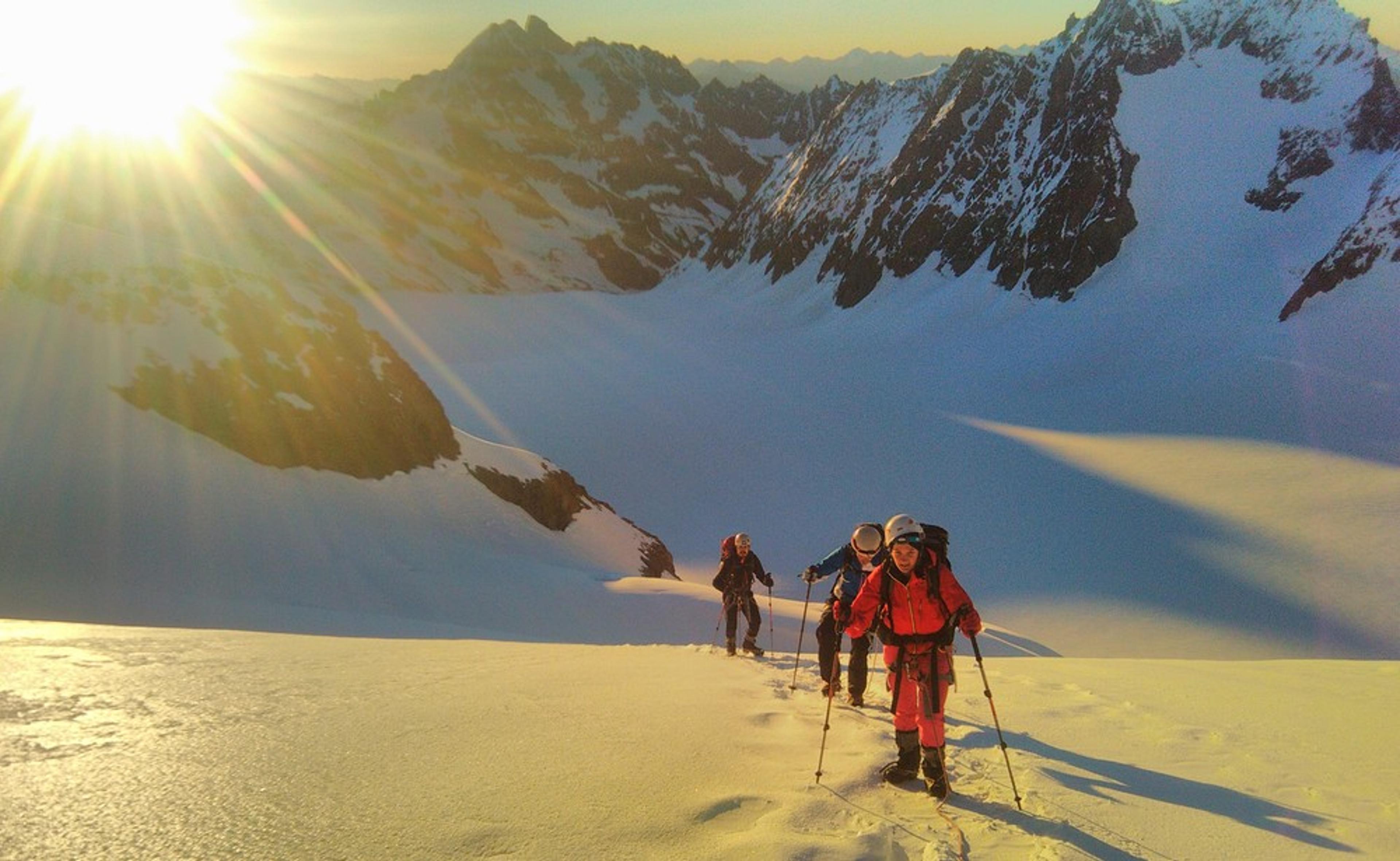 Stage initiation alpinisme - Levé de soleil à la Roche Faurio