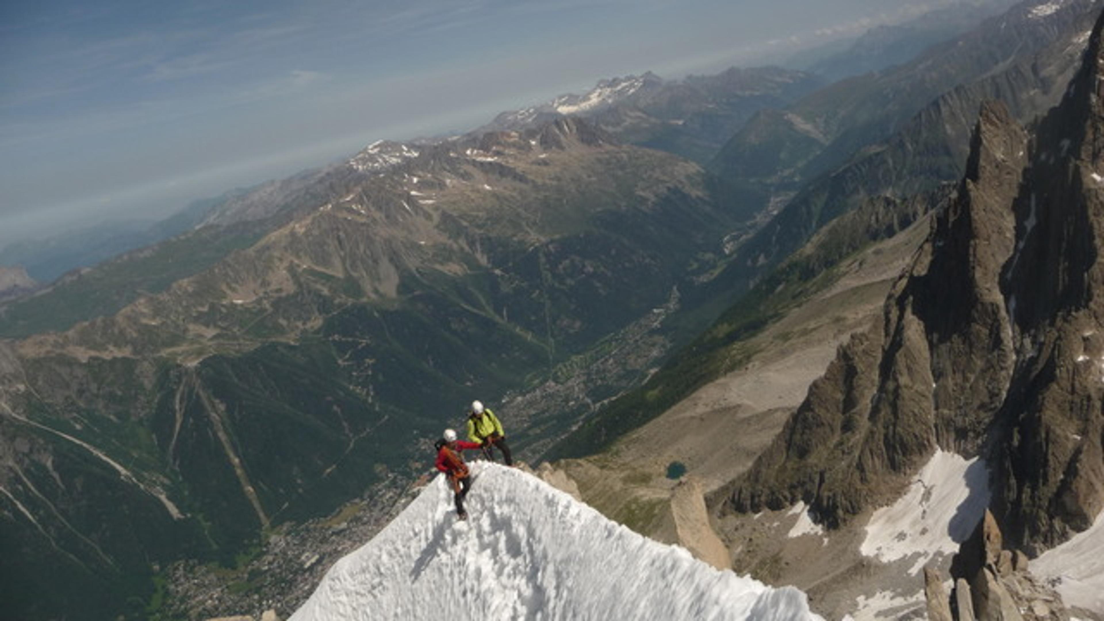 L'arête suspendue au dessus de Cham'