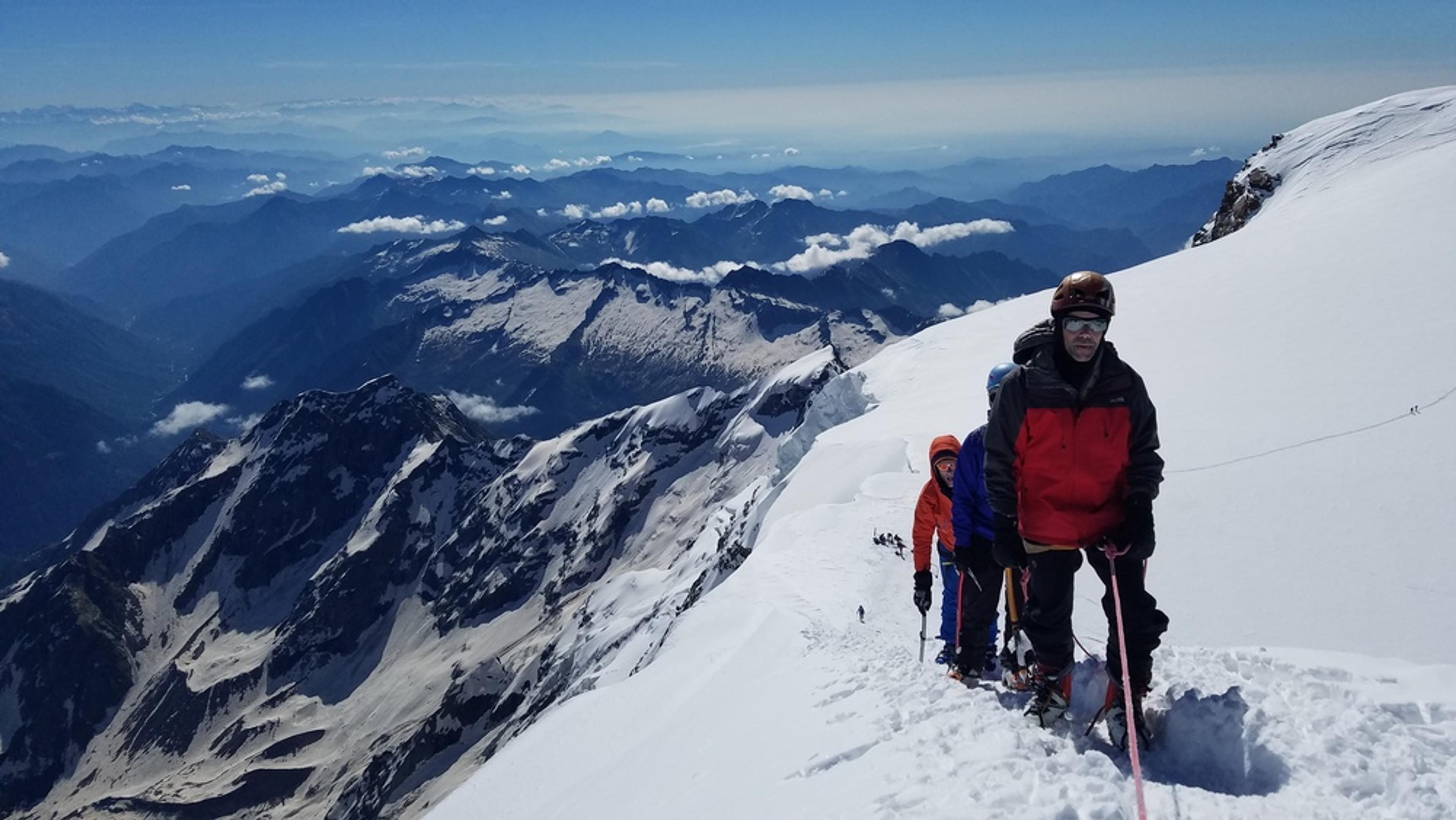 Ski d'été Mont Rose - Sur l'arête de la Zumstein