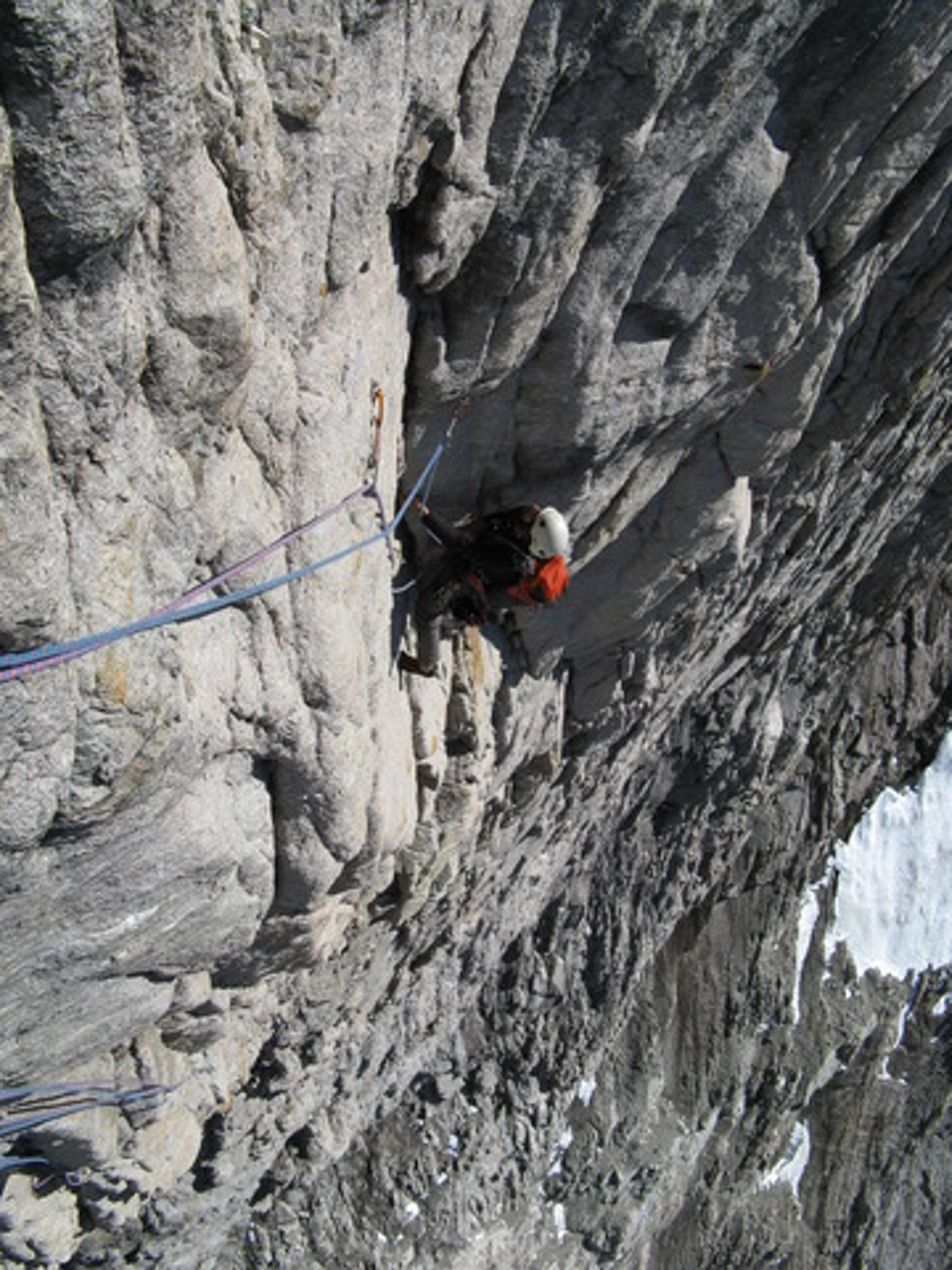 Dans le 7a du bas de Mitchka, Meije
