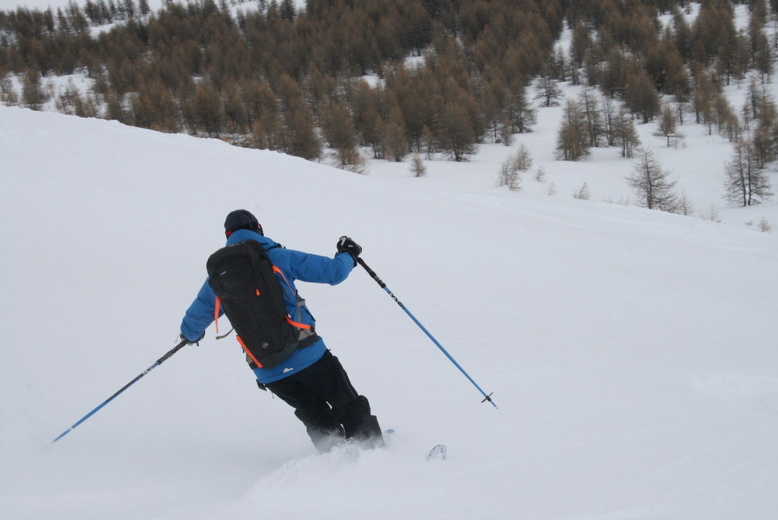 Hors-piste à Saint-Véran - Couloir de Chateaurenard - Eddy savoure ses derniers virages