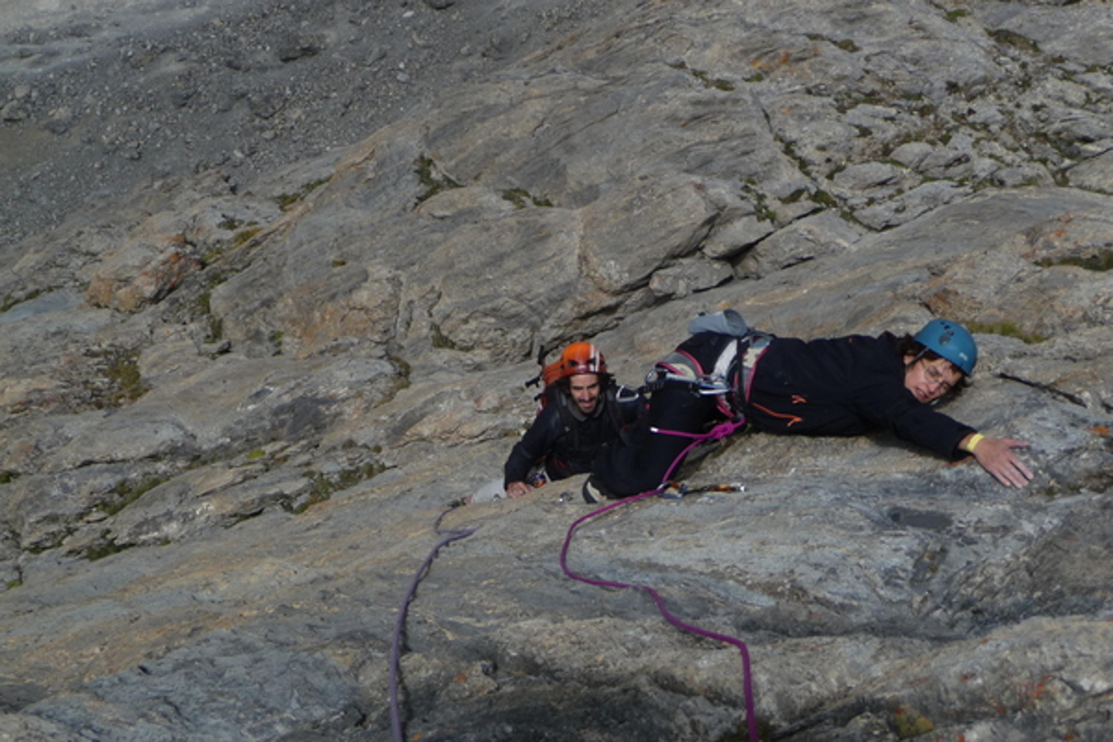 Tour Termier - Ponant neuf - Un des crux dans l'antépénultièmissime longueur