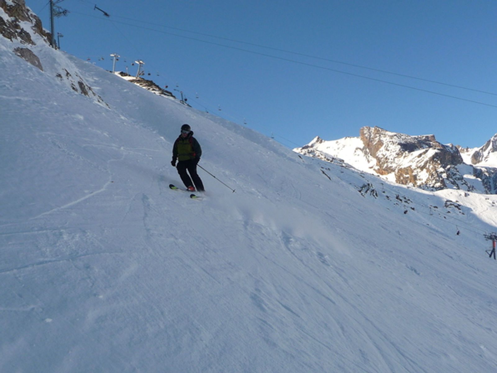 Hors piste Serre Chevalier - Franck dans la pente de l'Yret