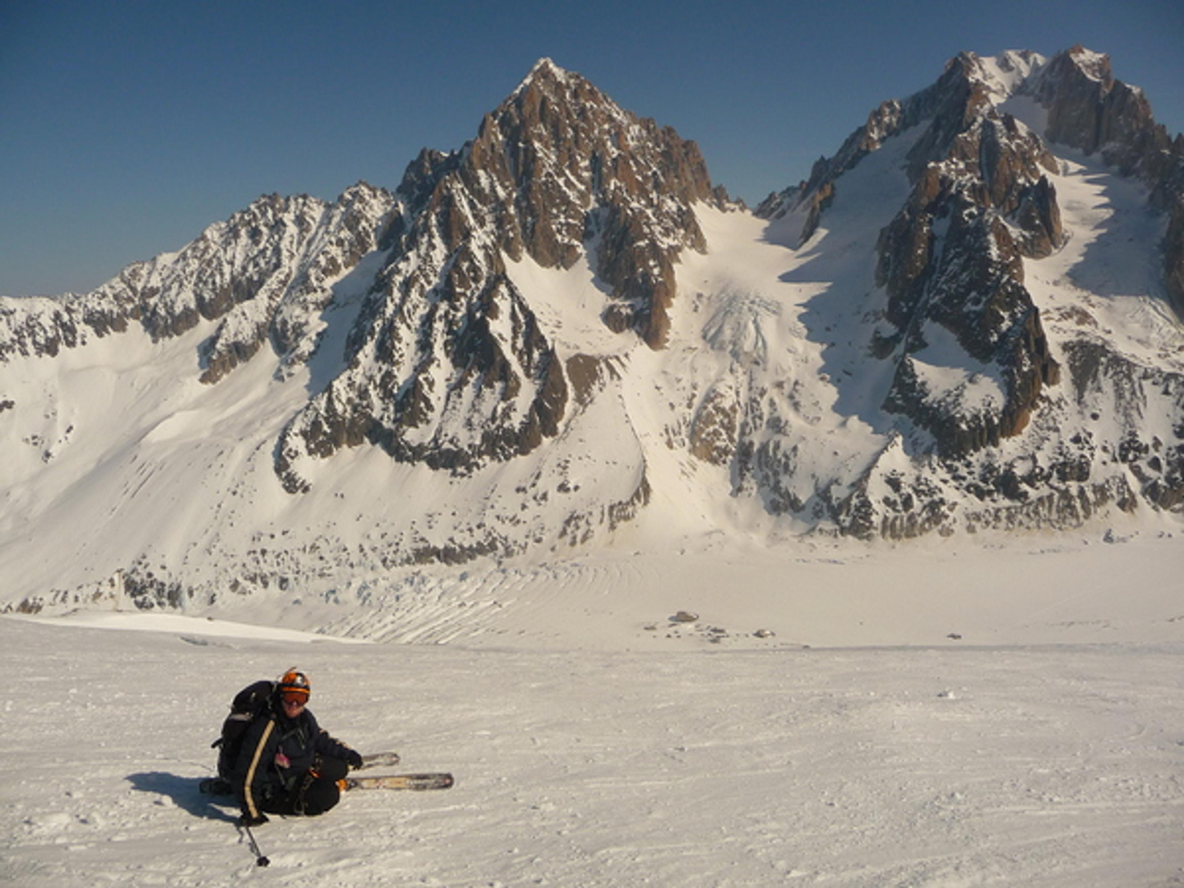 Grands Montets - Etienne devant le Chardonnet et l'Aiguille d'Argentière