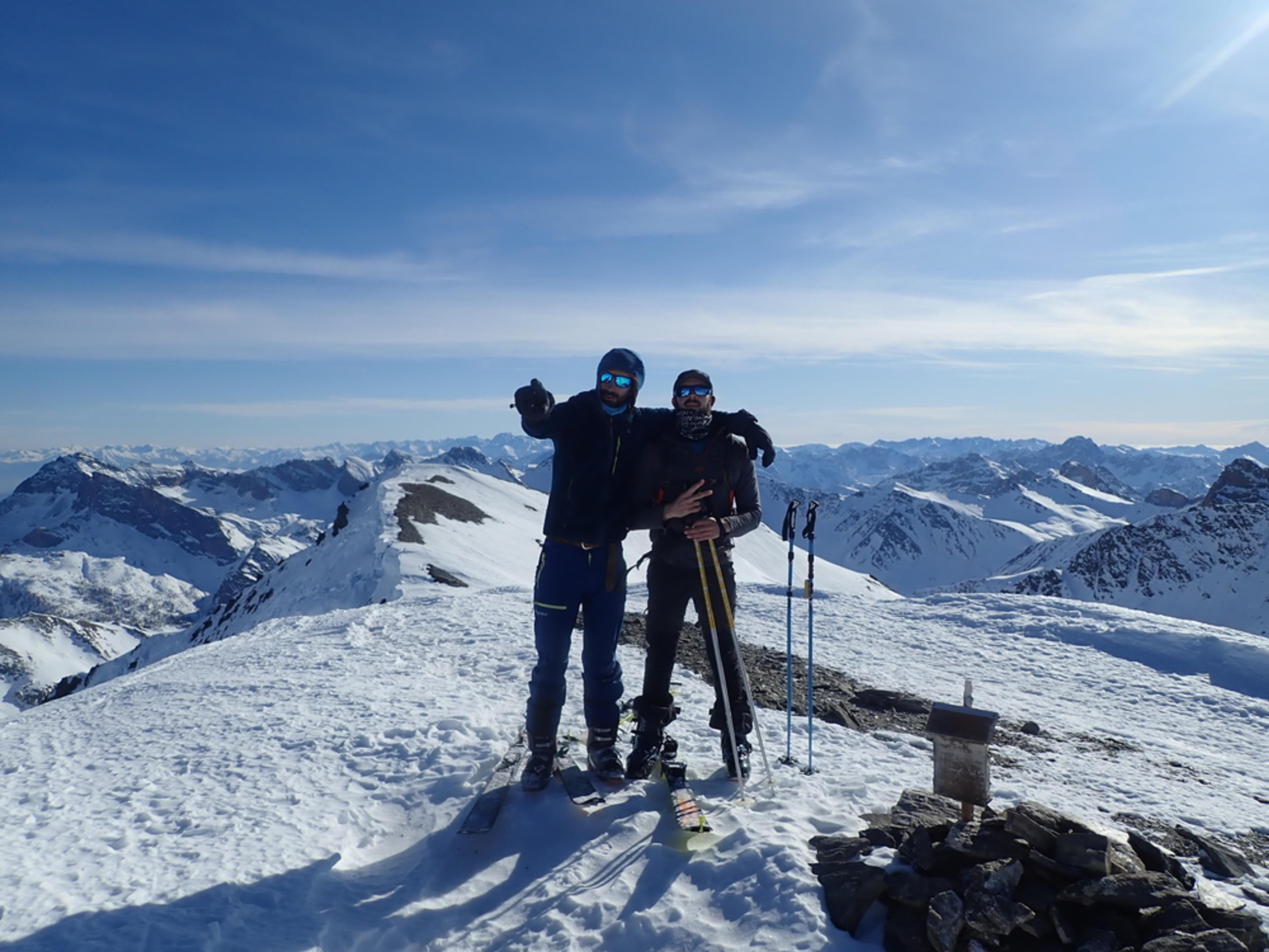 Raid ski – Tête de Malacoste – Vinc’ au sommet