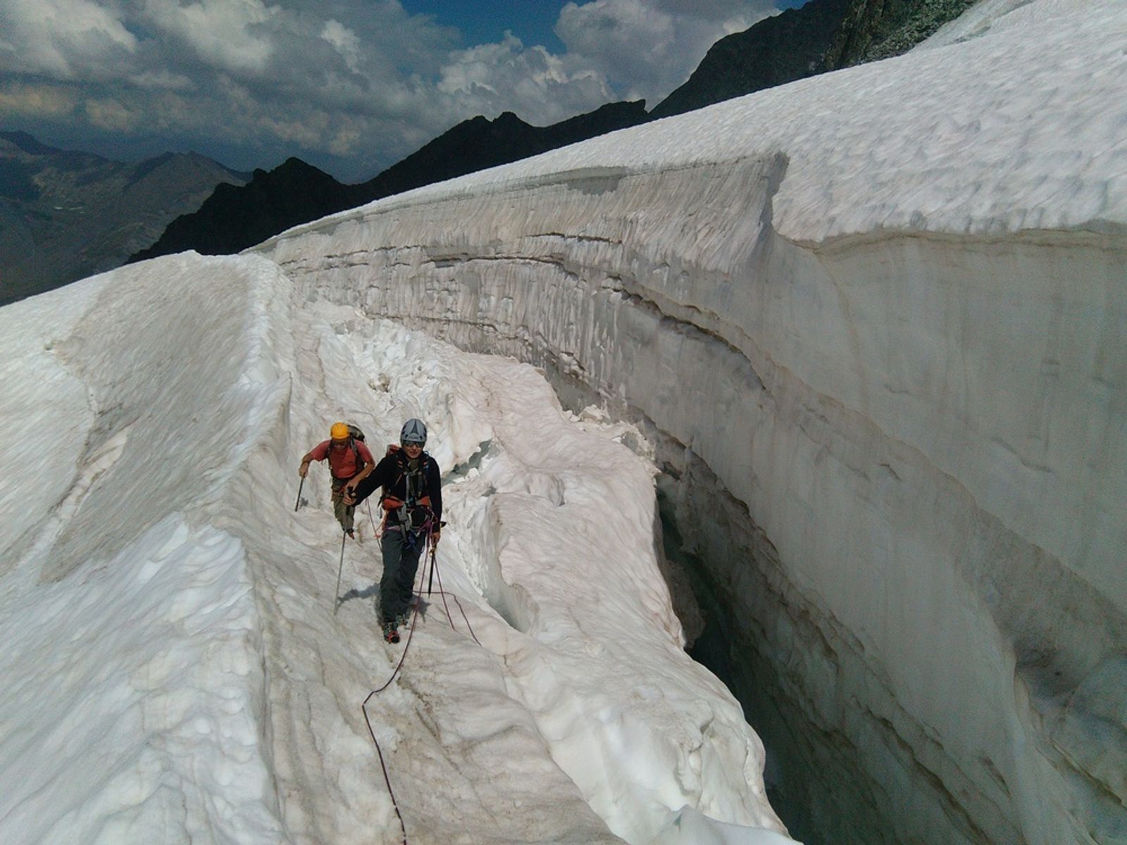 Traversée Meije - Belle crevasse sur l'approche