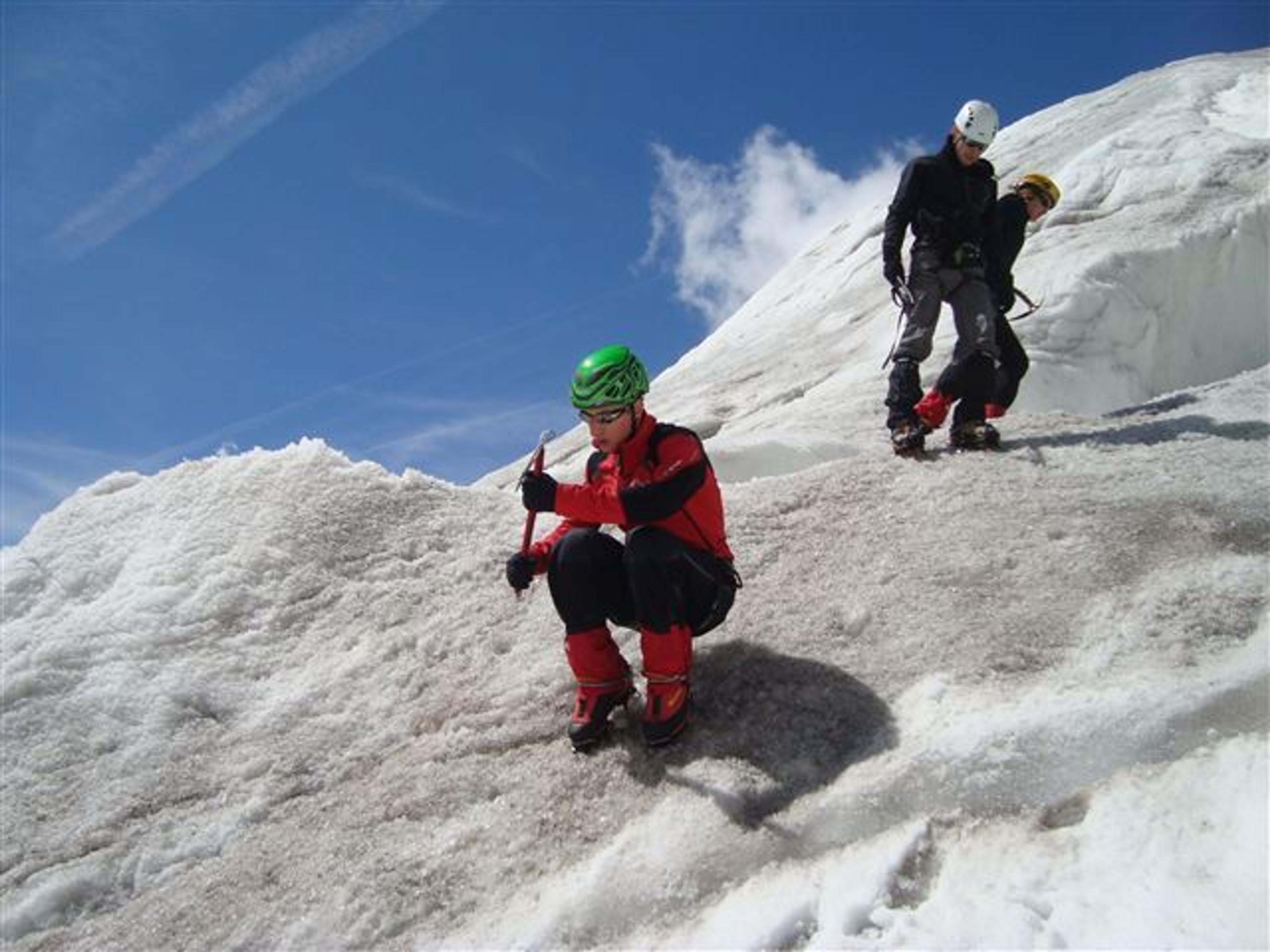 Ecole glace - Glacier Blanc - Le planté de piolet!