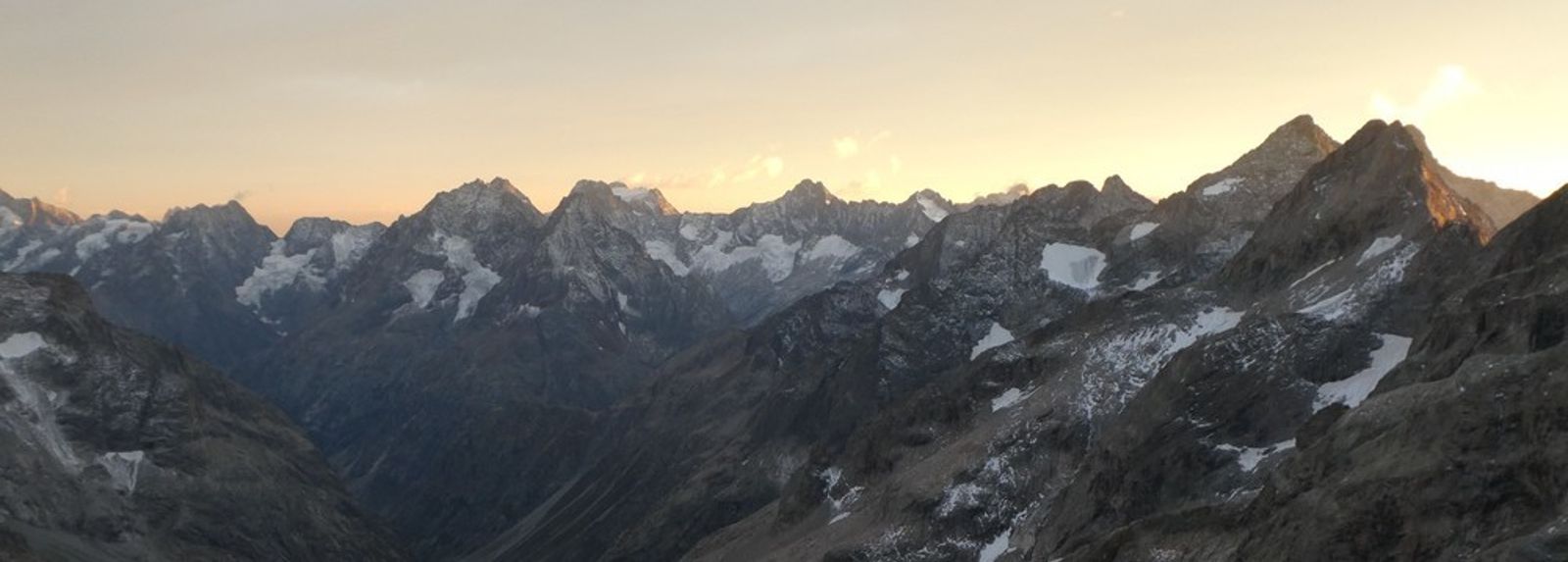 Lueurs du soir en Meije à la fin de l’ascension de Nous partirons dans l’ivresse
