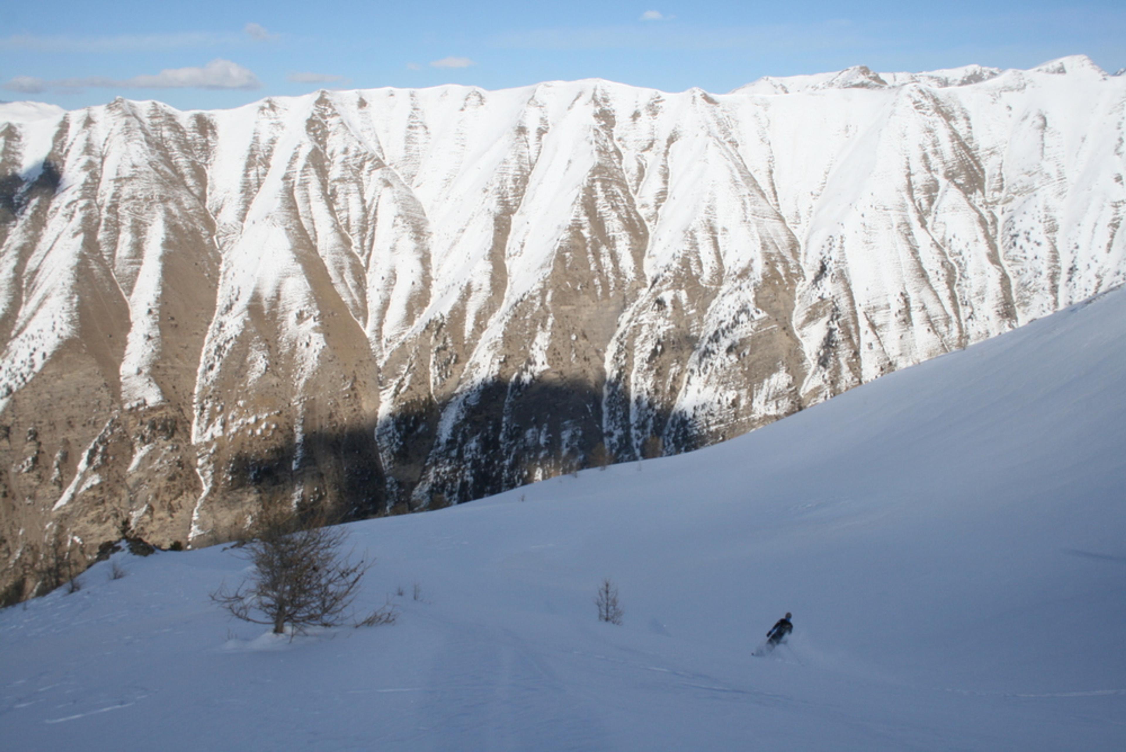 Ski de randonnée - Les Orres - Deuxième descente du jour en belles condi