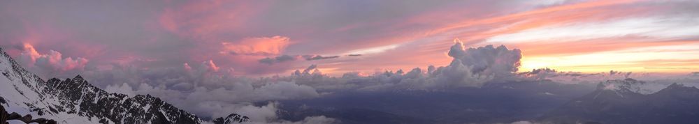 Mont-White au dessus des nuages