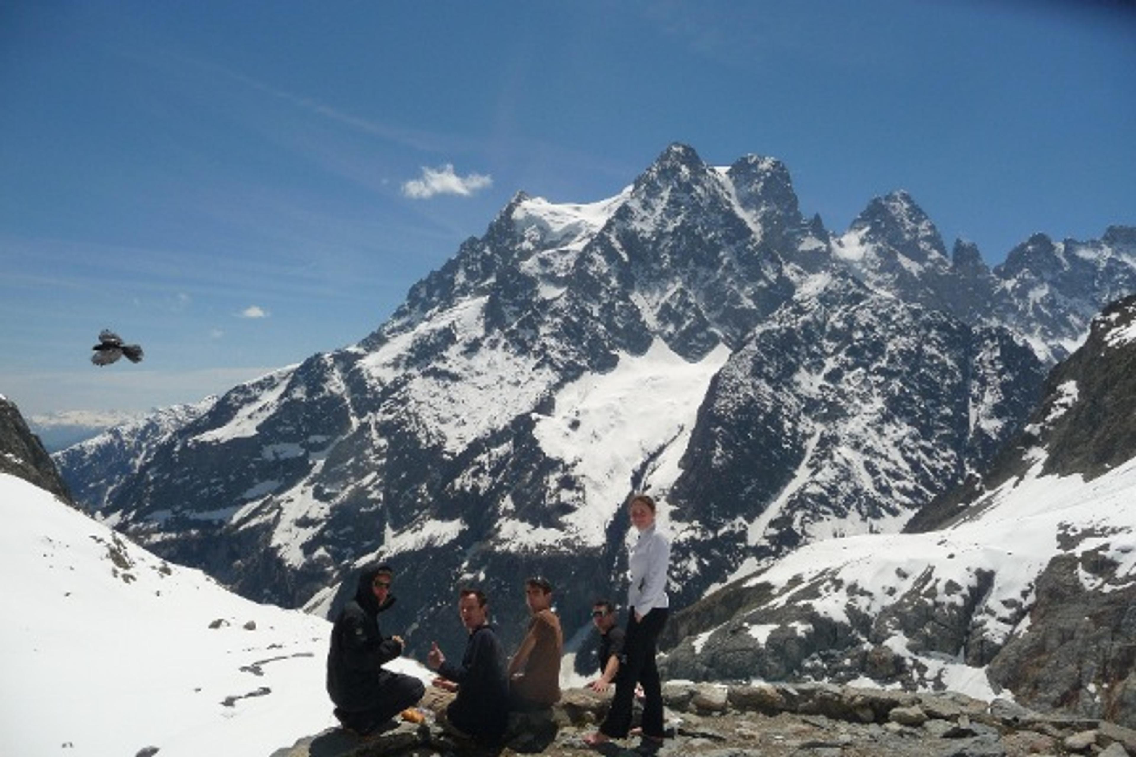 Ecole de glace - sur la terrasse du refuge du Glacier blanc