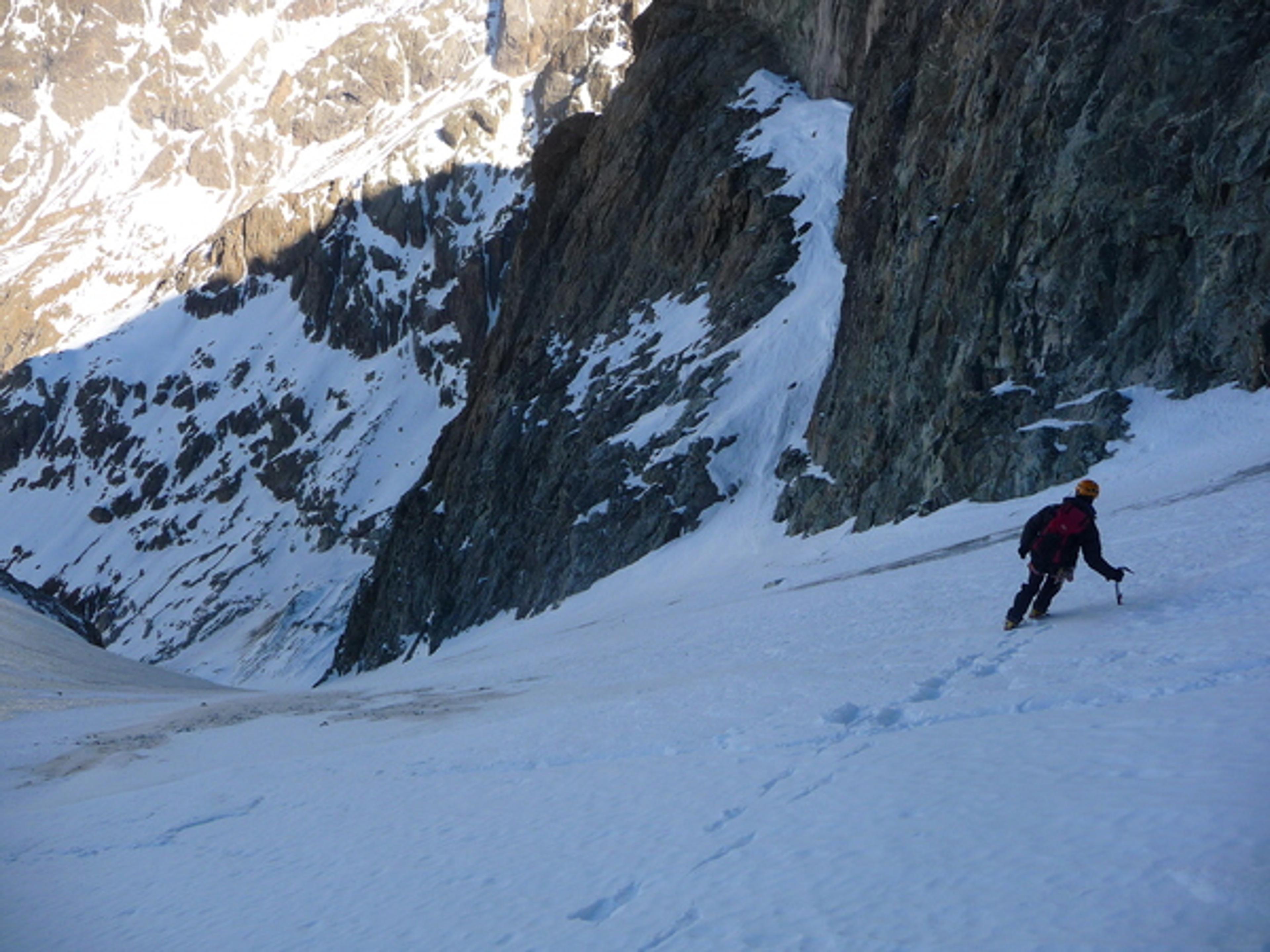 Traversée des ailefroides et retour - Descente dans le Glacier Long