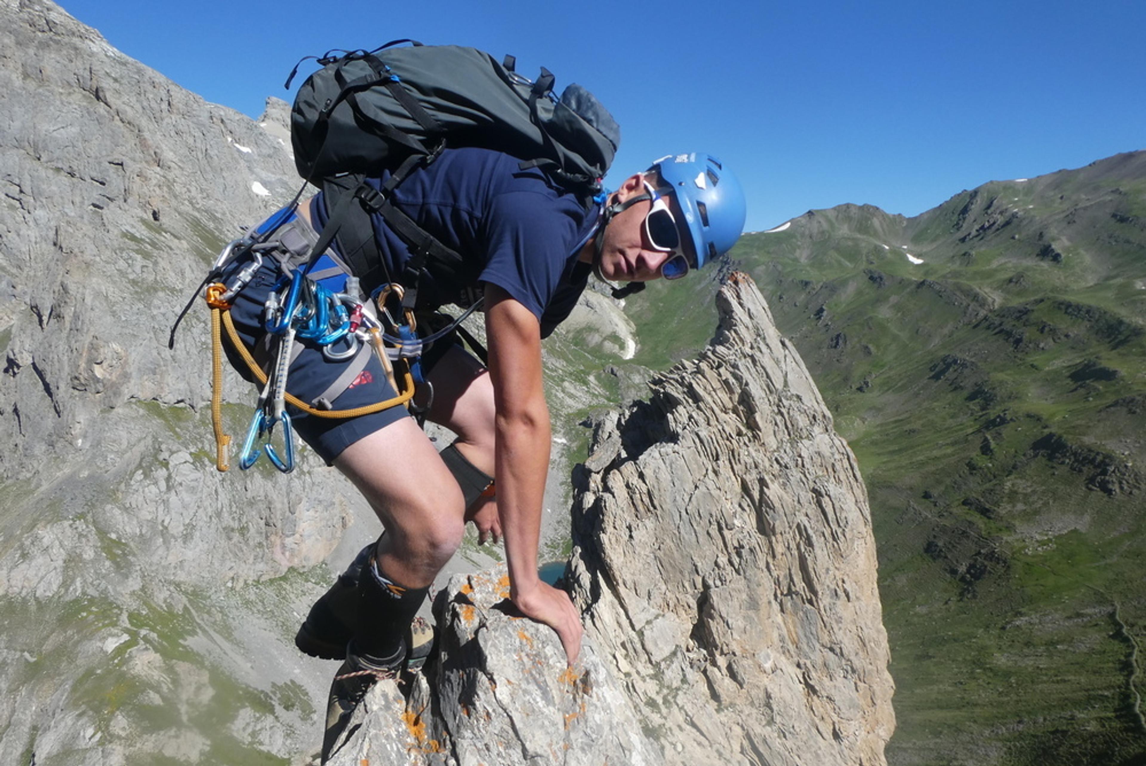 Sur le fil de l'arête de la Bruyère