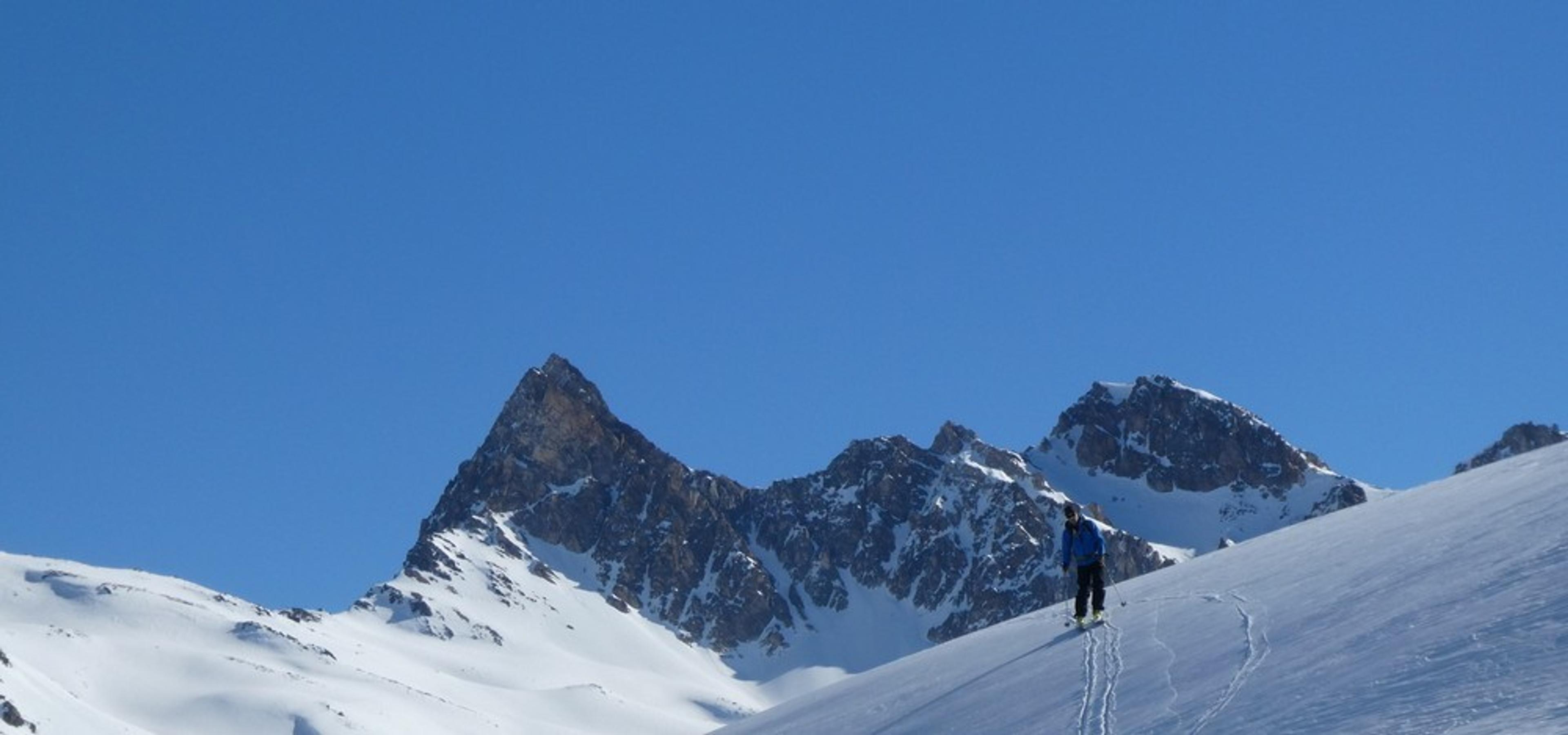 Refuge Terre rouge - Eddi dans la carte postale
