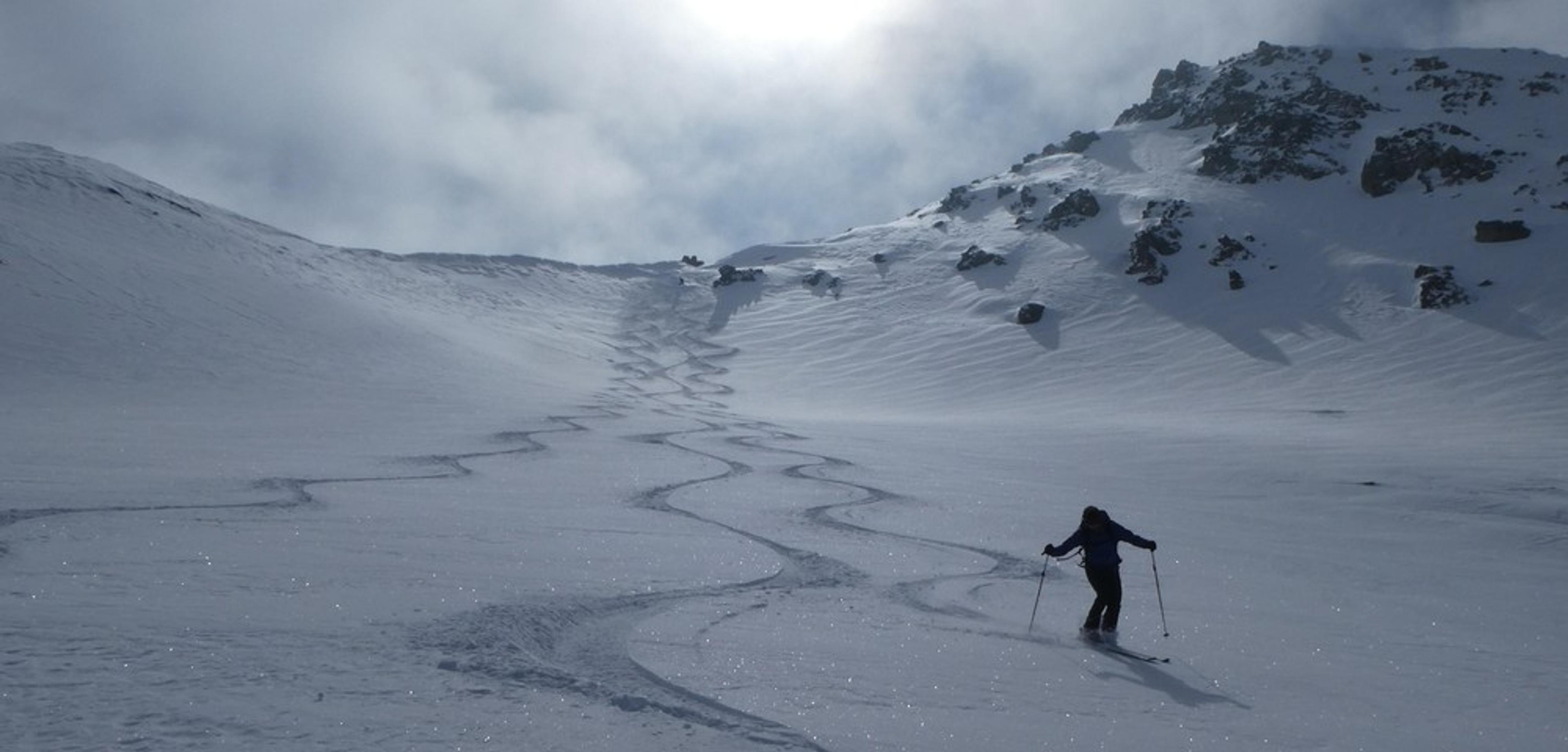 Ski rando terre rouge - Vers la Pissine - Première descente