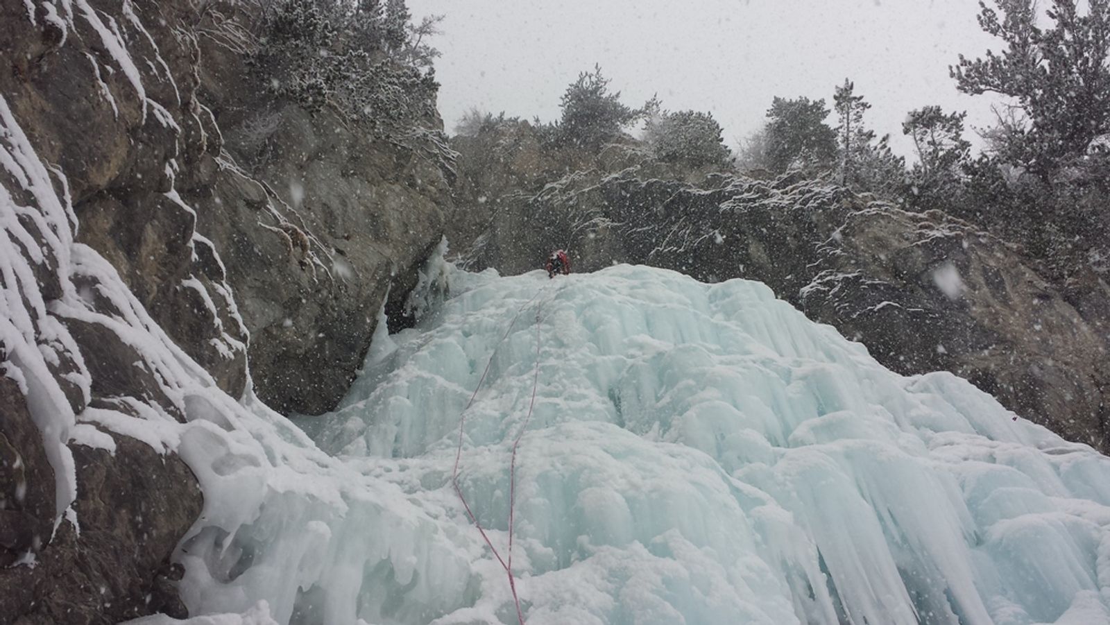 Cascade glace Ceillac - Forme du Chaos - Julien dans L1
