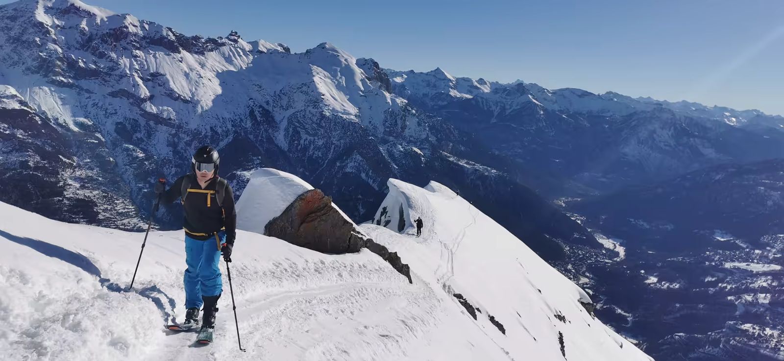 A la montée en peaux de phoque sur l'esthétique  crête du Chastellet
