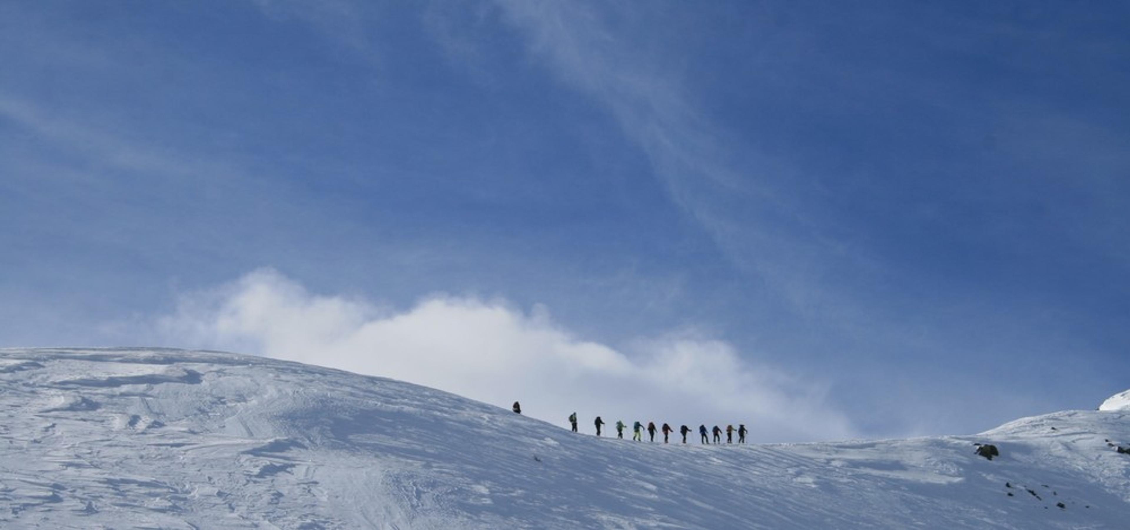 Pointe de Marcelette - Une belle chenille sur l'arête