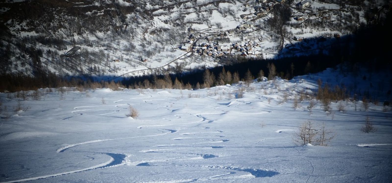 aiguillas-traces-veille-pente.jpg