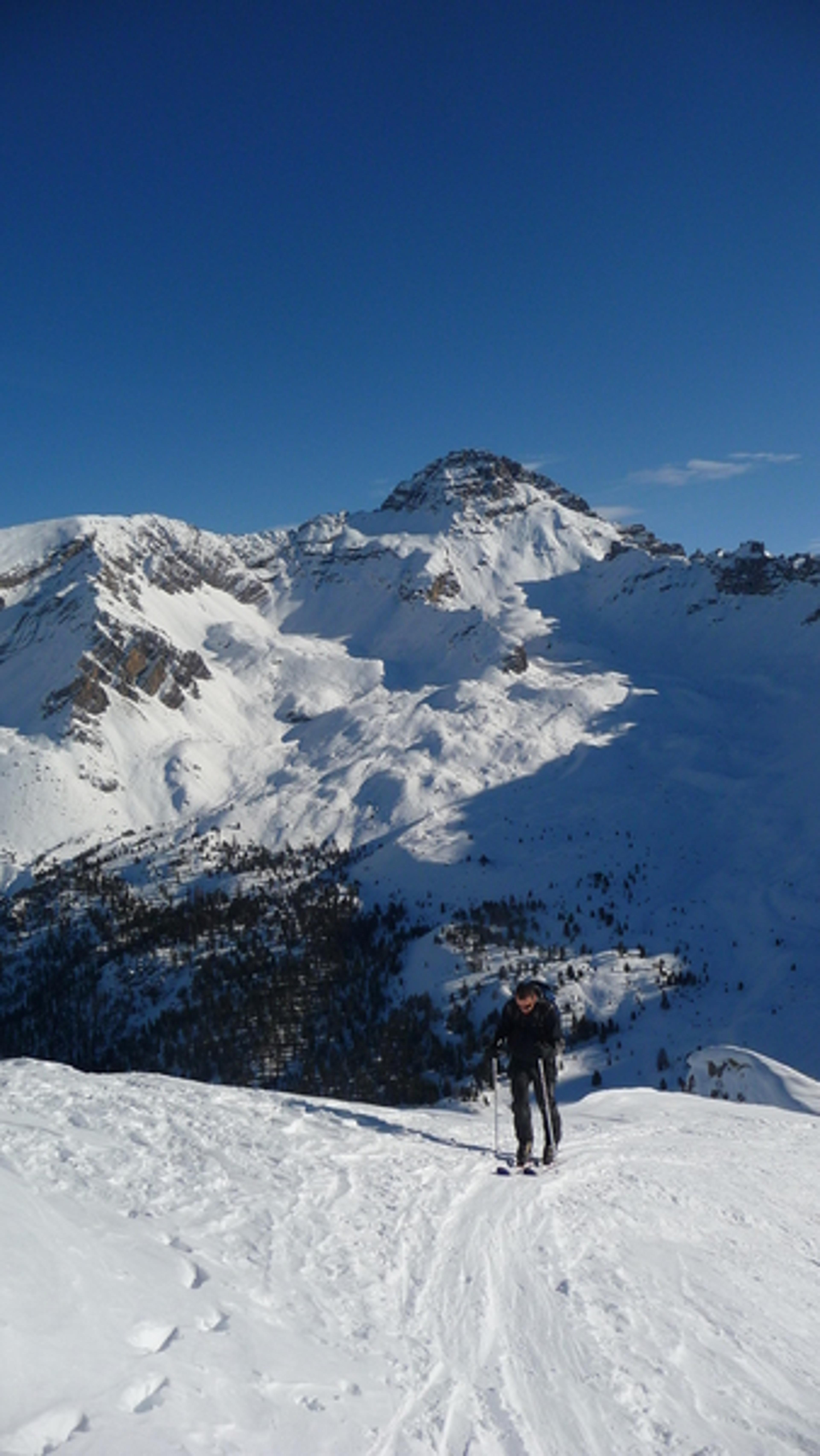 Arpelin - Ski - Sur fond de Rochebrune