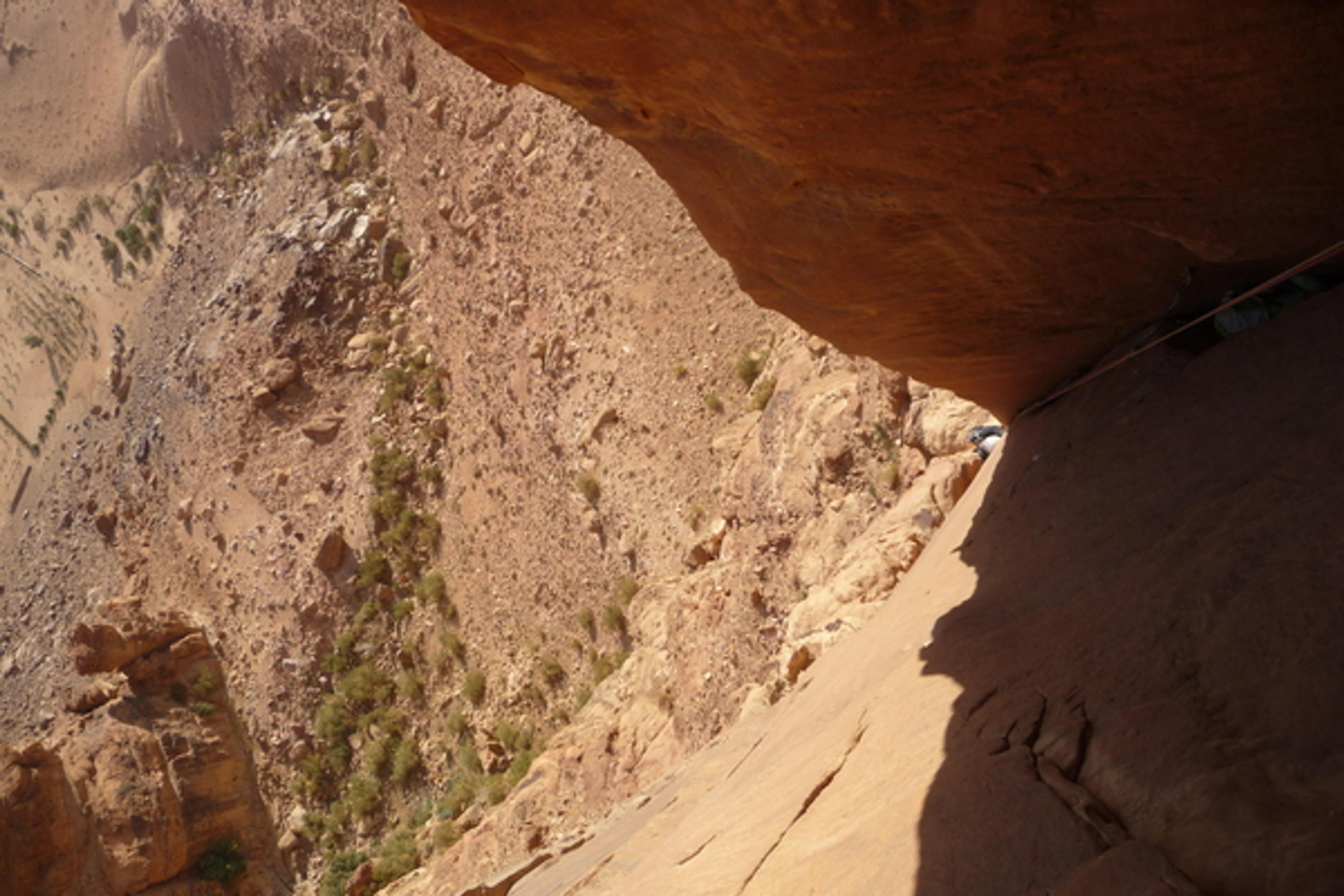 Wadi Rum - Inshallah factor - A la sortie du premier crux en première longueur