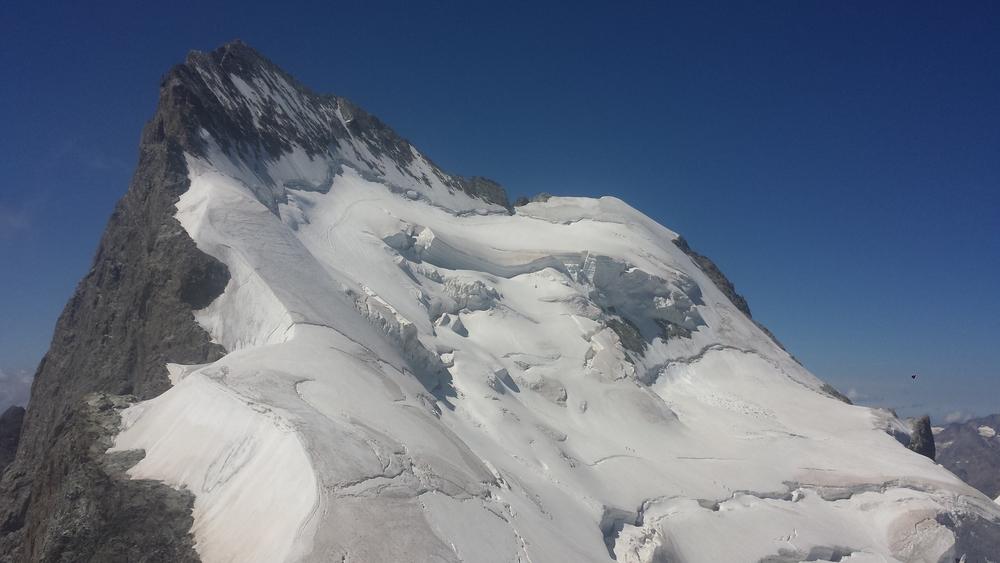 Pilier sud Barre noire - Elle claque la Barre vue de là!