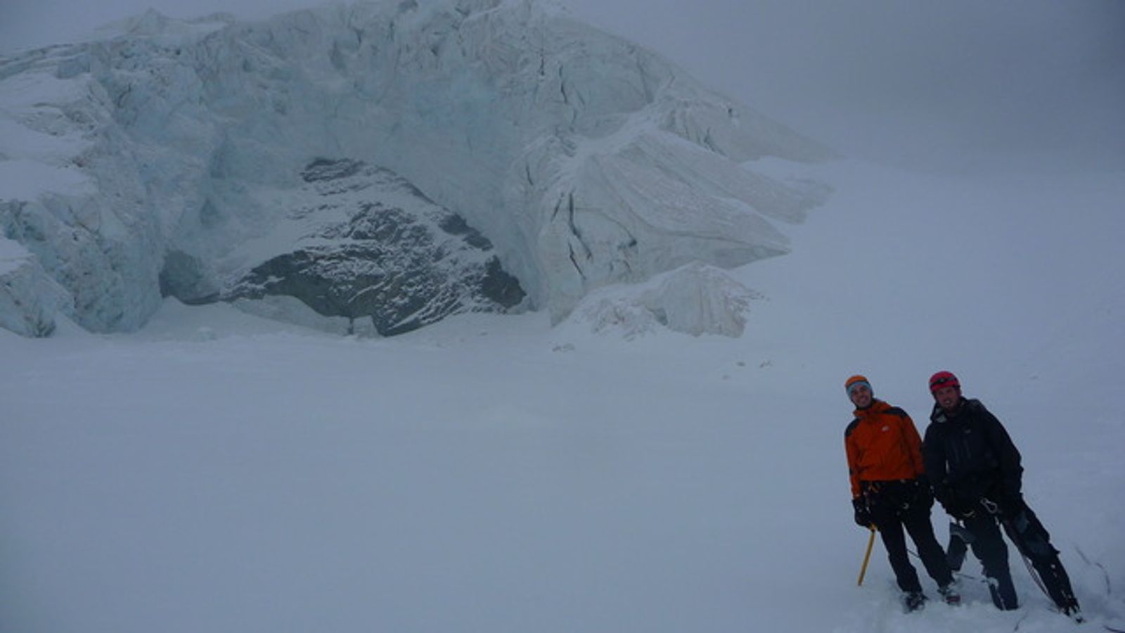 Dôme des Ecrins - A la descente, un monstre, brrr!