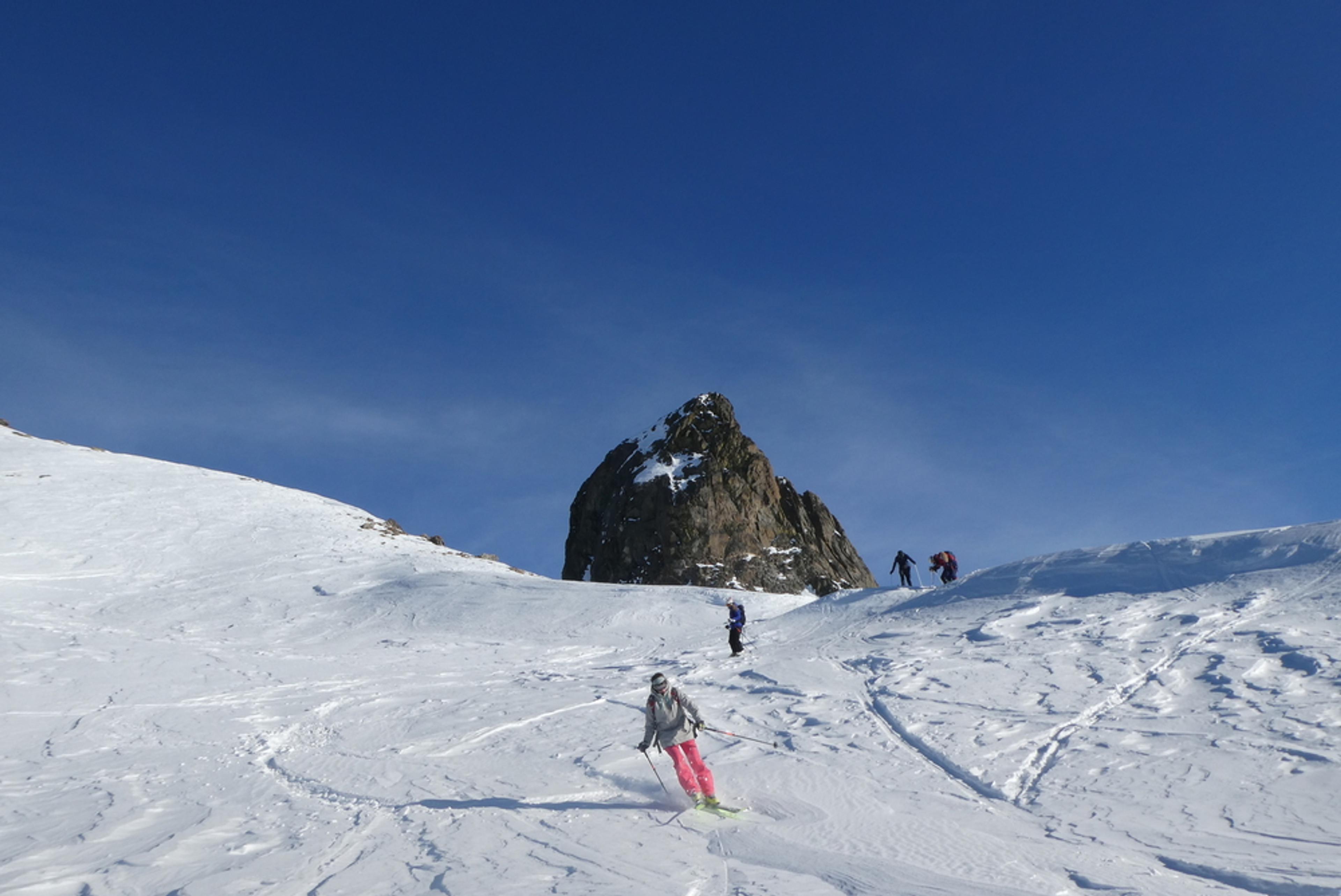 Initiation ski randonnée - Pic Cornivier - Descente sur fond de rouchon