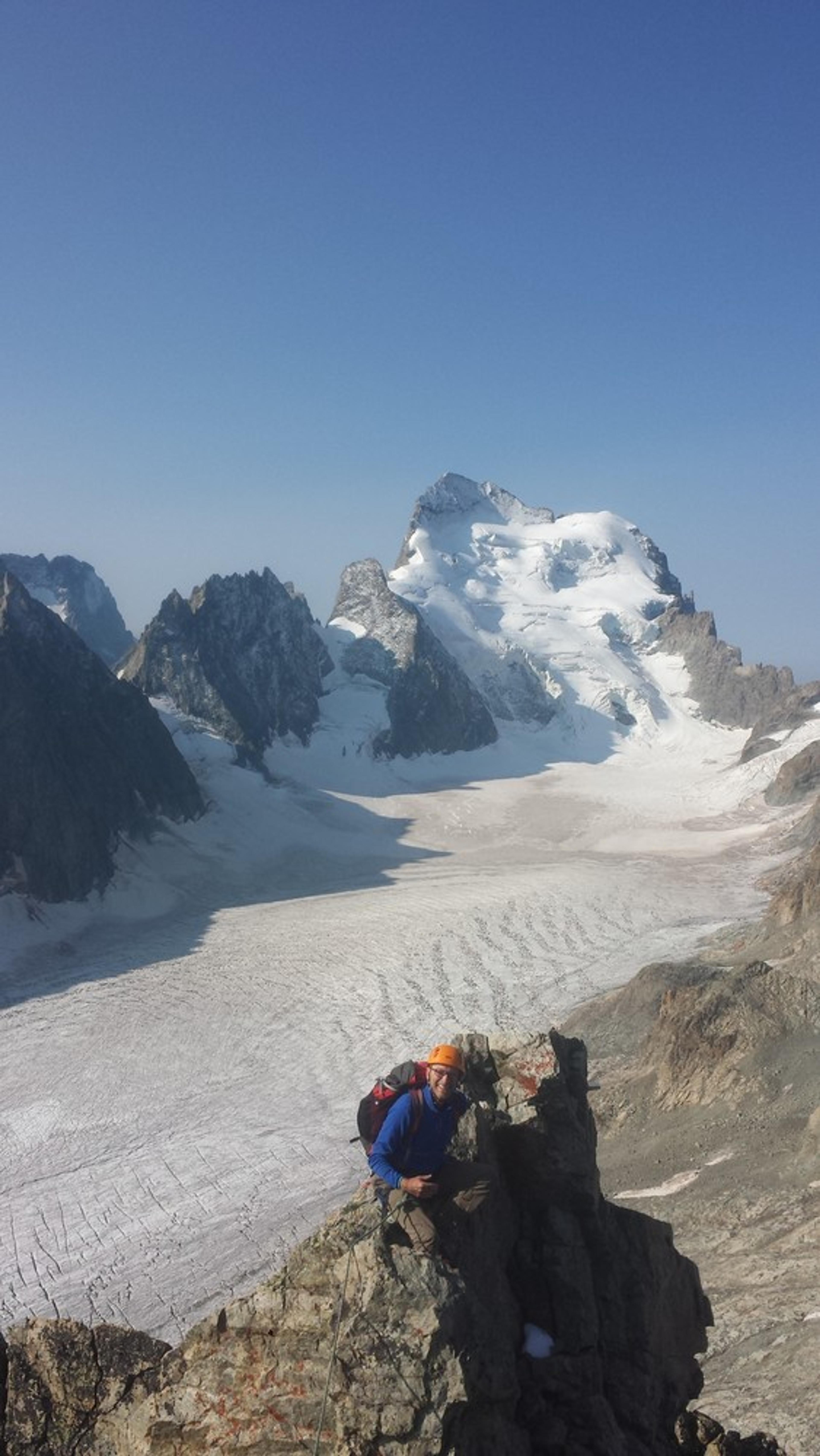 Stage initiation 5 jours- Arête sud Glacier Blanc - Vue démente