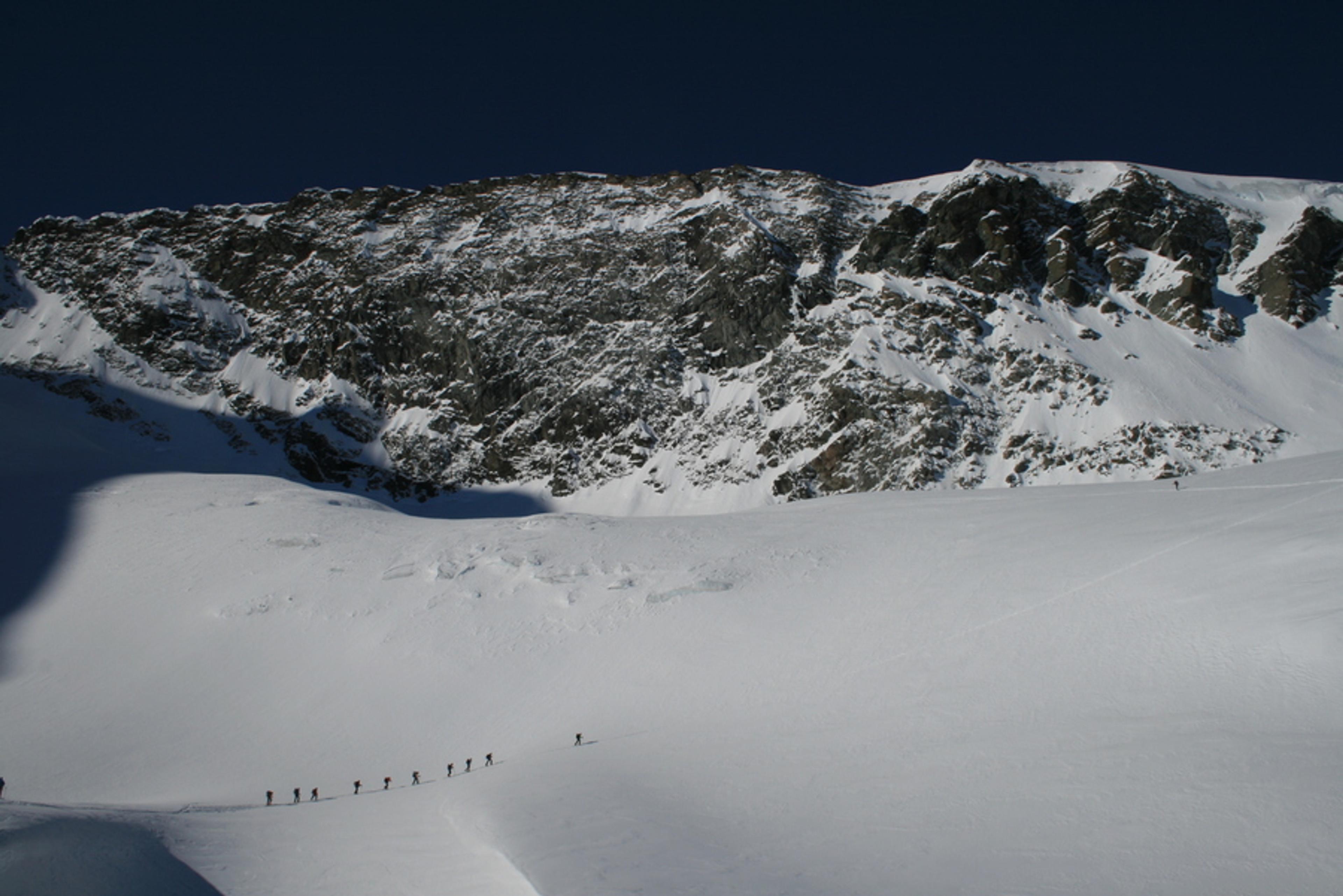 Raid ski Haute Maurienne - Ptit groupe vers l'Albaron
