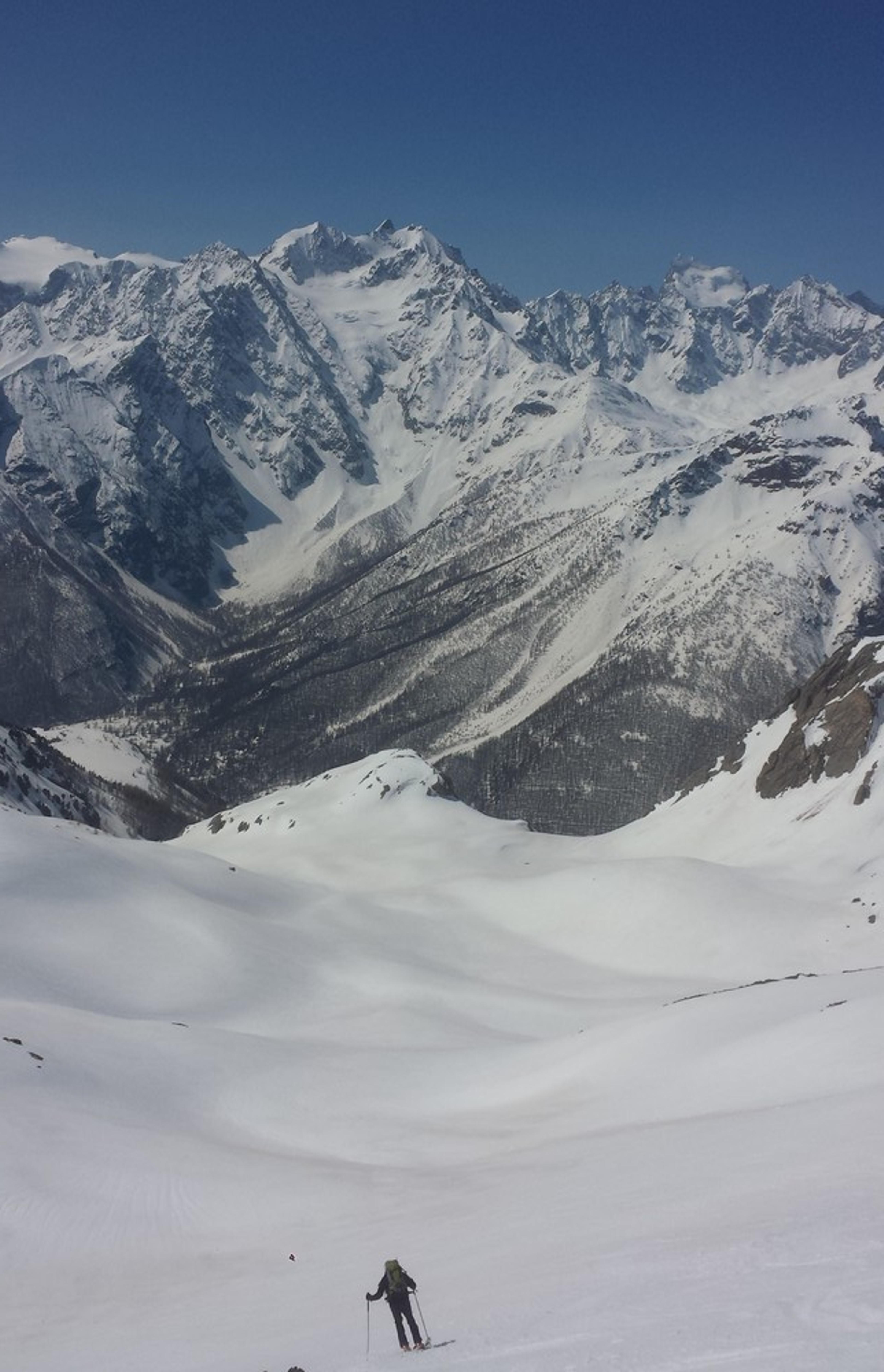 Tour de l'Aiguillette du Lauzet - Sur fond d'Ecrins