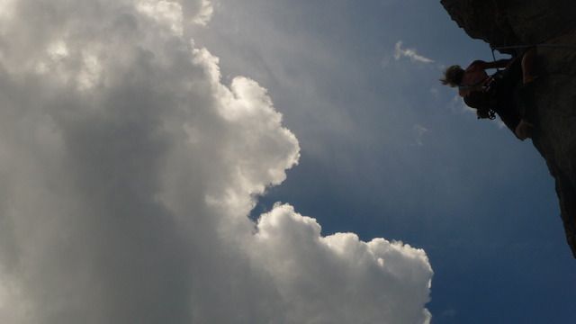 Freissinières - Escalade : Bonjour l'ambiance et Pilier de la Saint Jean
