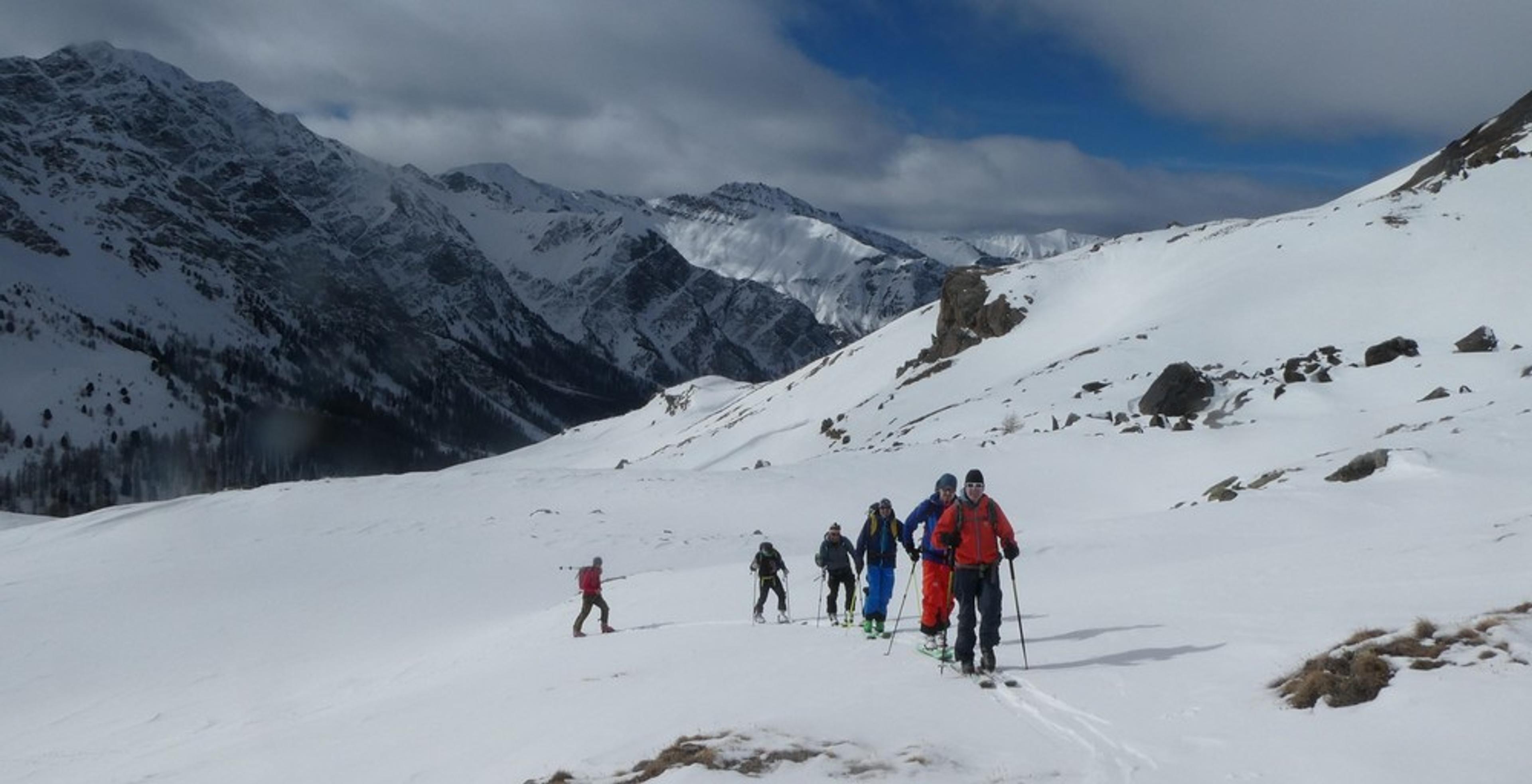 Pic de Cornivier - Couloir nord - Une équipe qui monte!