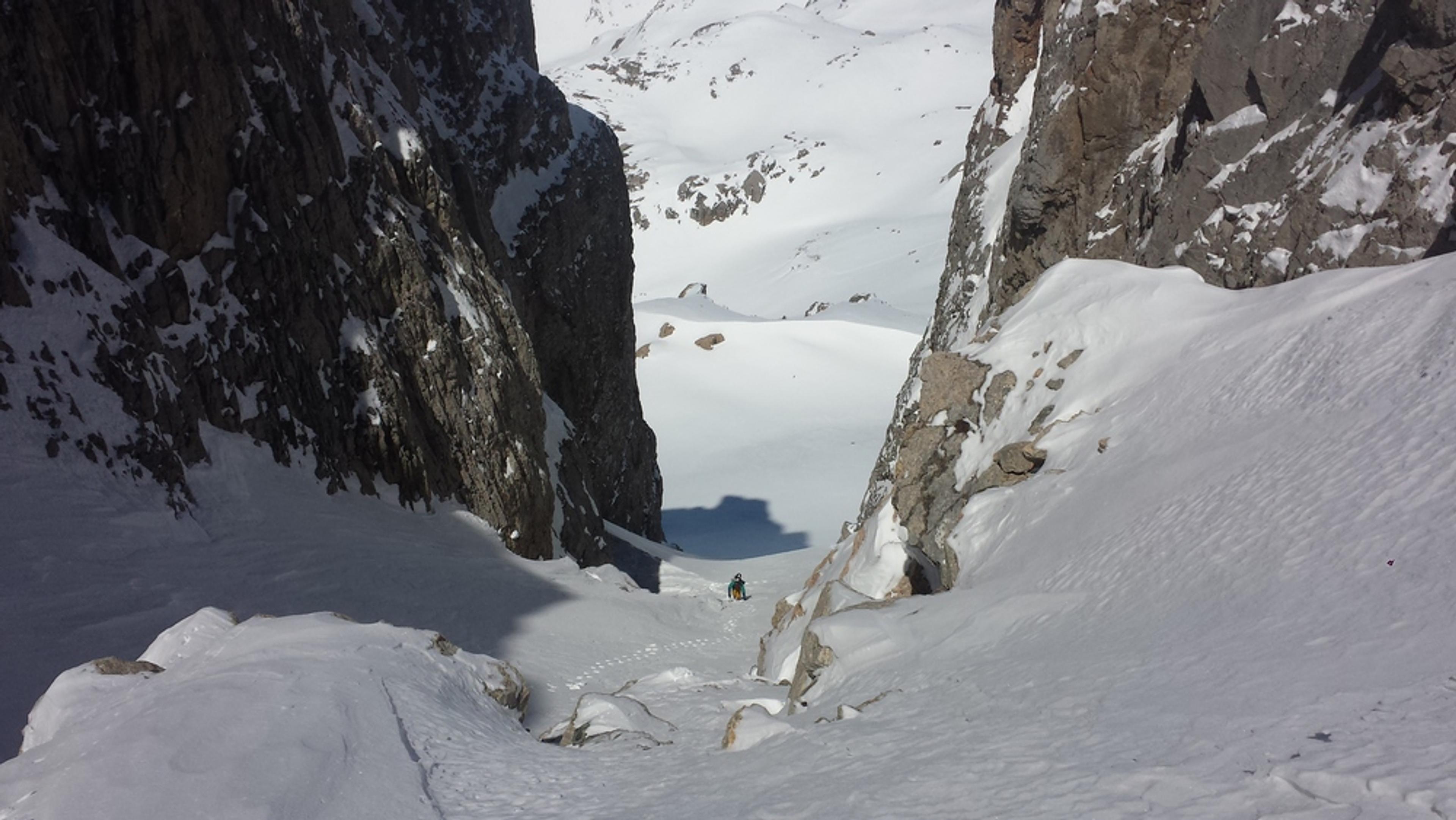 Beal Traversier - Dans le couloir