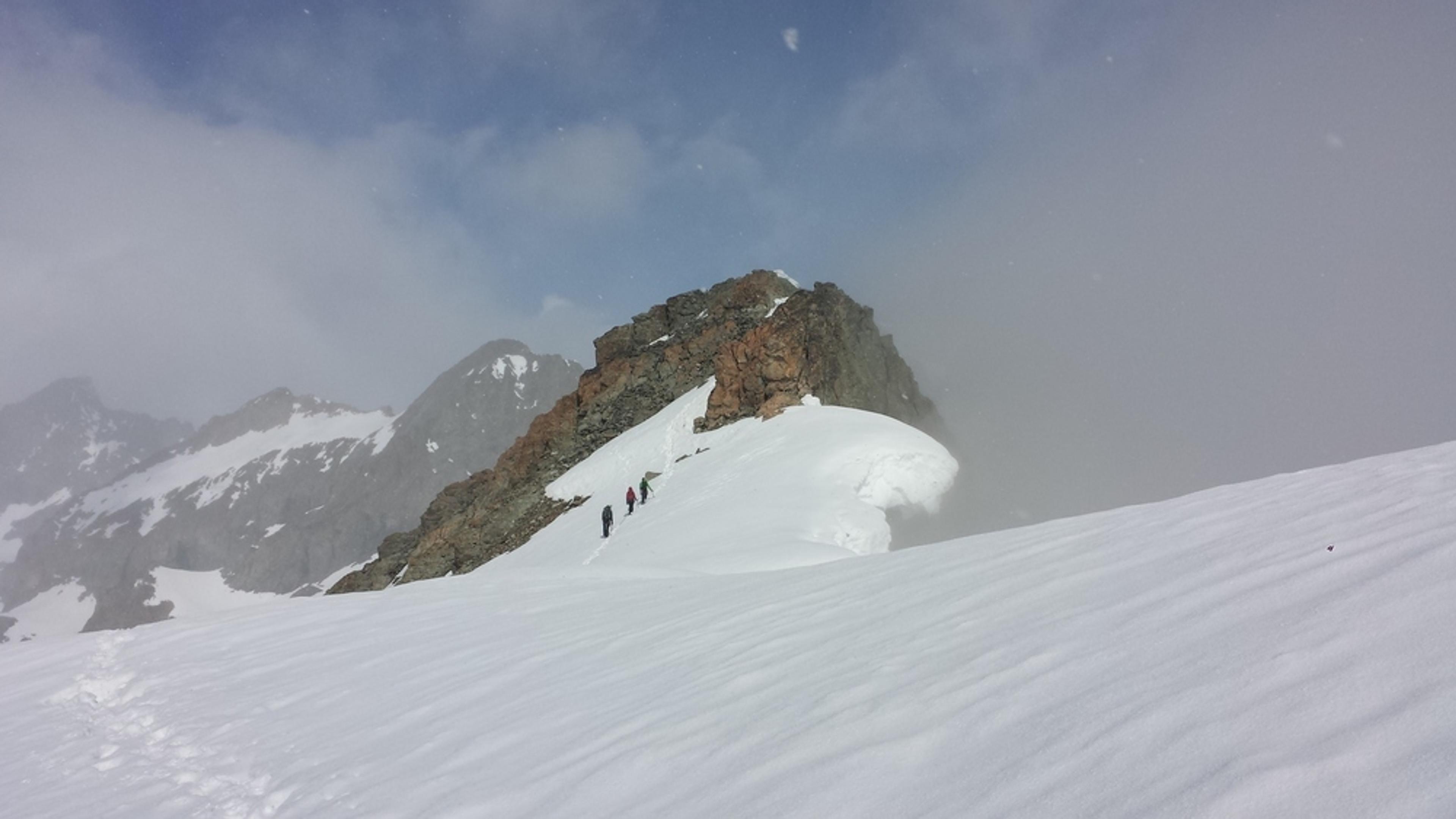 Initiation alpinisme - Arrivée au Pic d'Arsine