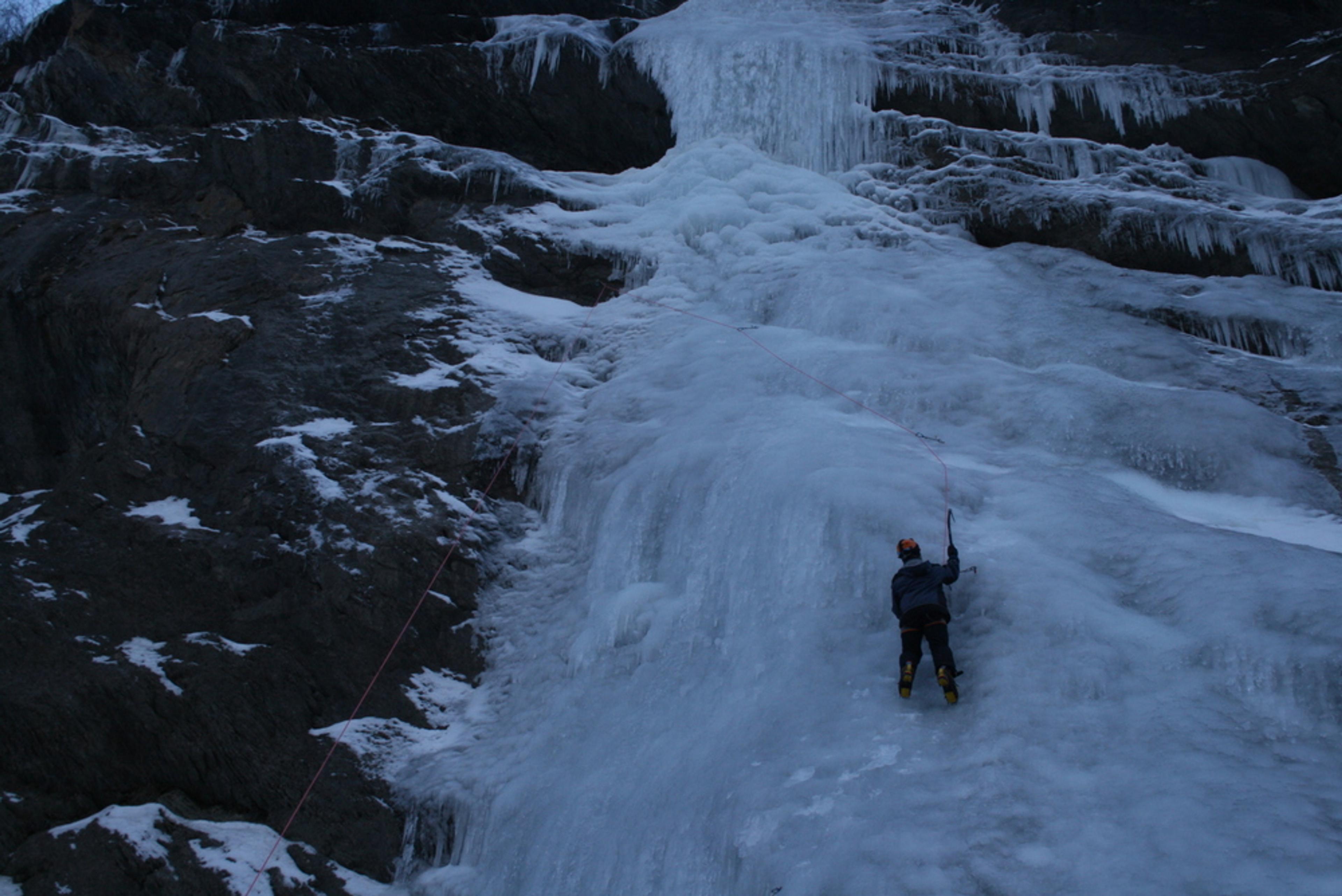 Initiation Cascade de glace - Madame Tape Dur
