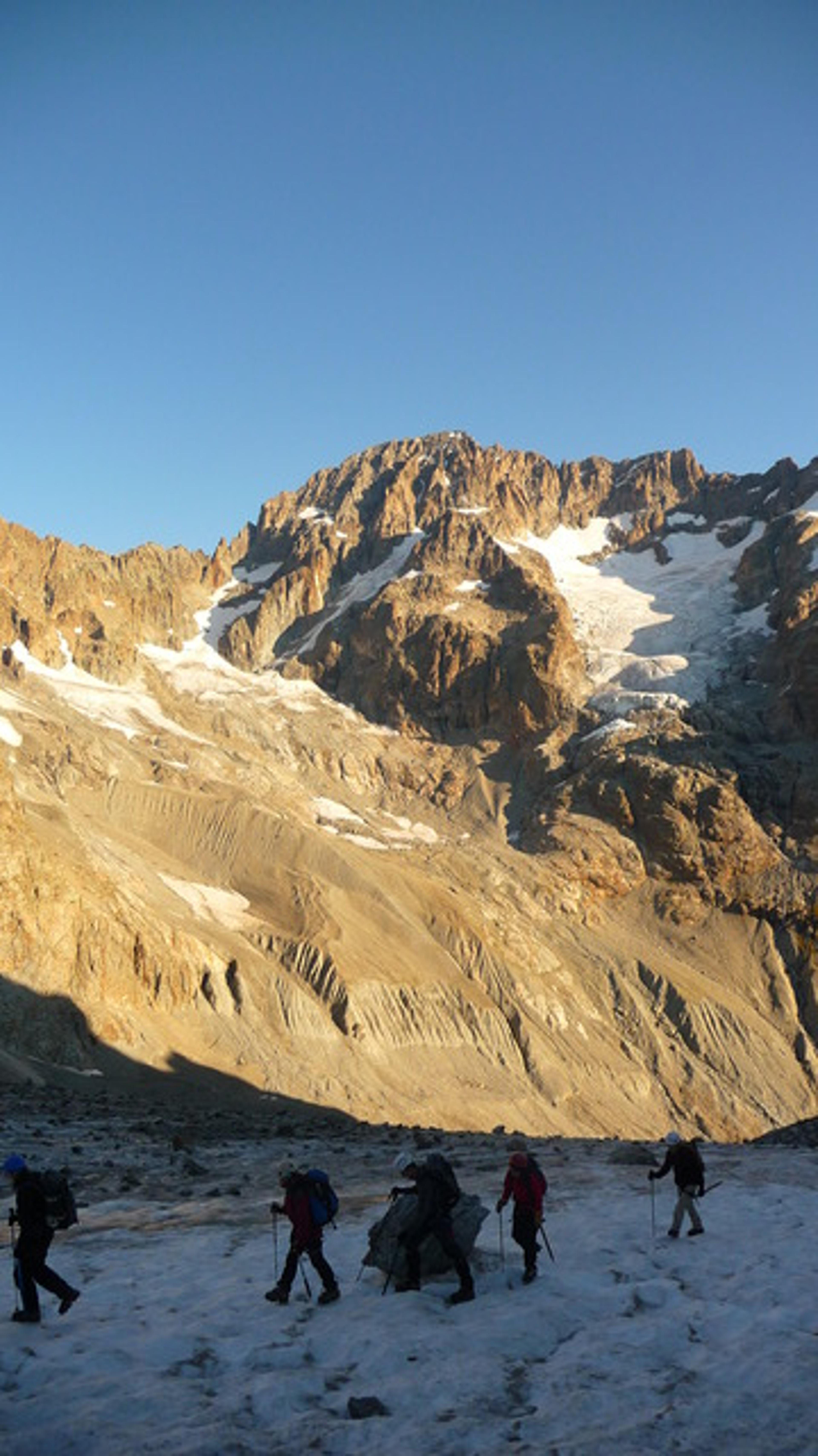 Tour des Ailefroides - Col du Sélé - Et les admirateurs défilent