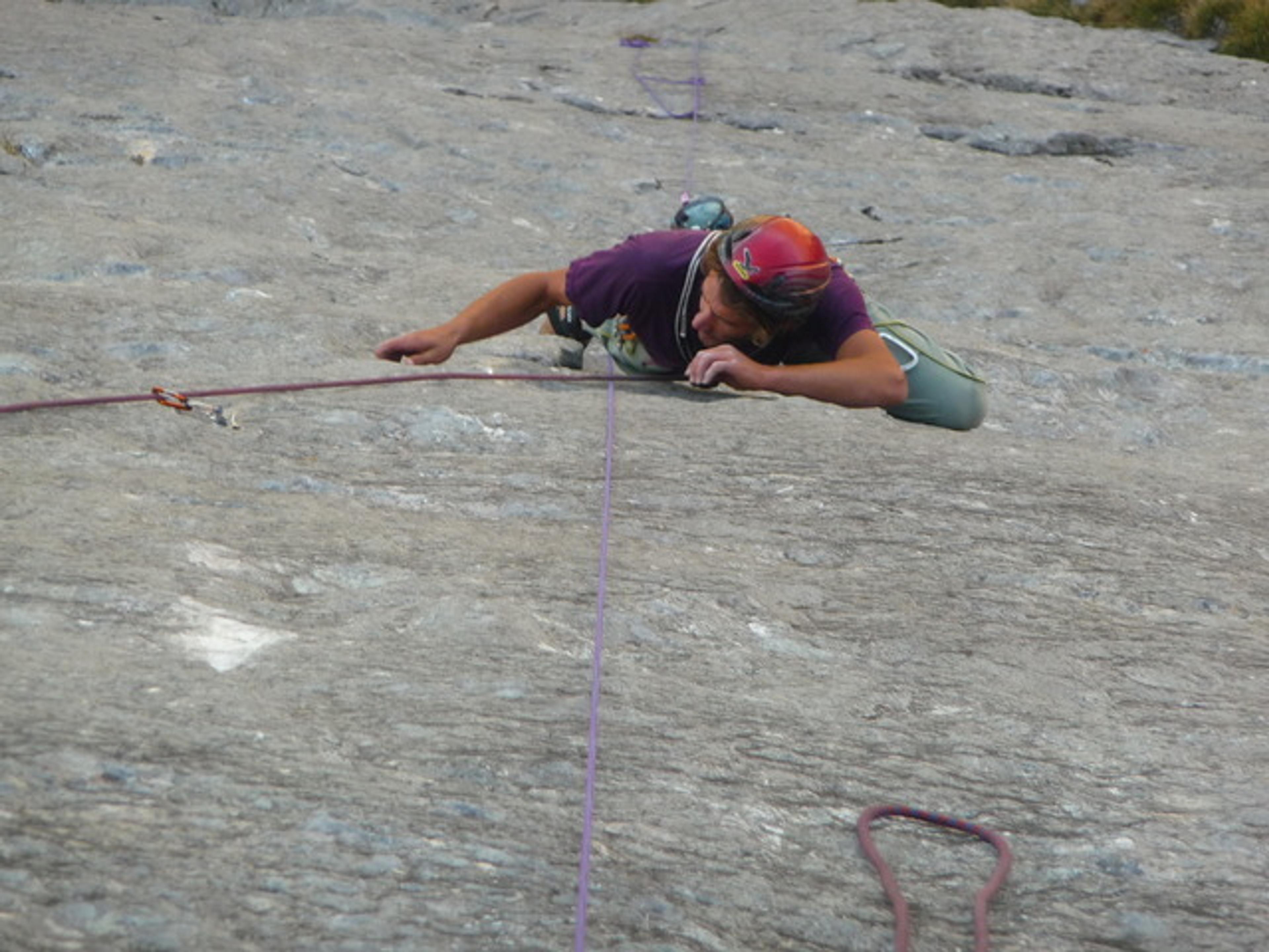 Croix des Têtes - Happy Birthday - Rougnetteland dans le 7a+