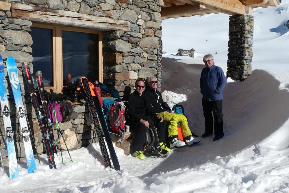 First Hut-to-Hut Ski Tour in the Cerces – 4 Days