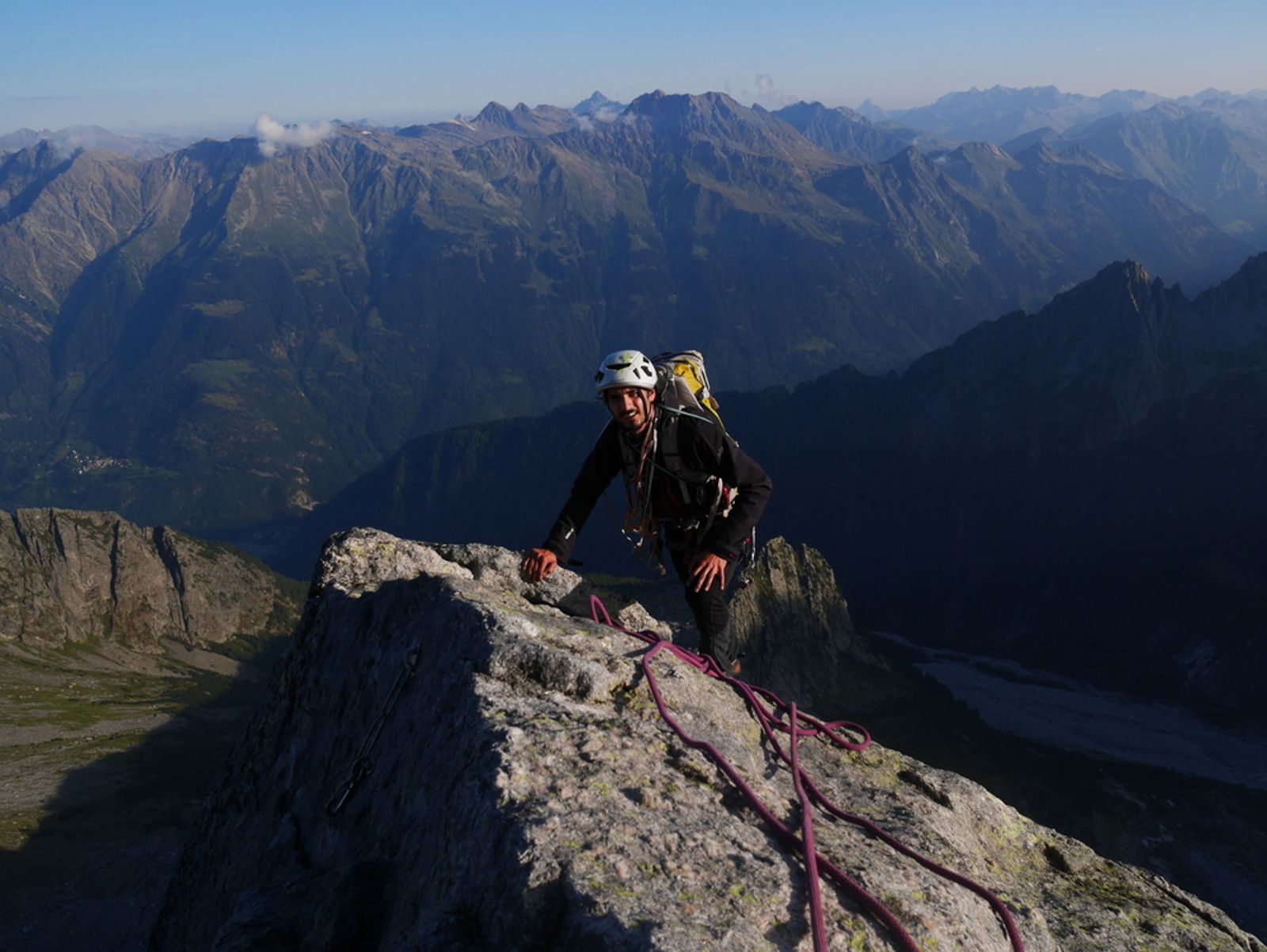 Arête nord Piz Badile - Happy or flappy?