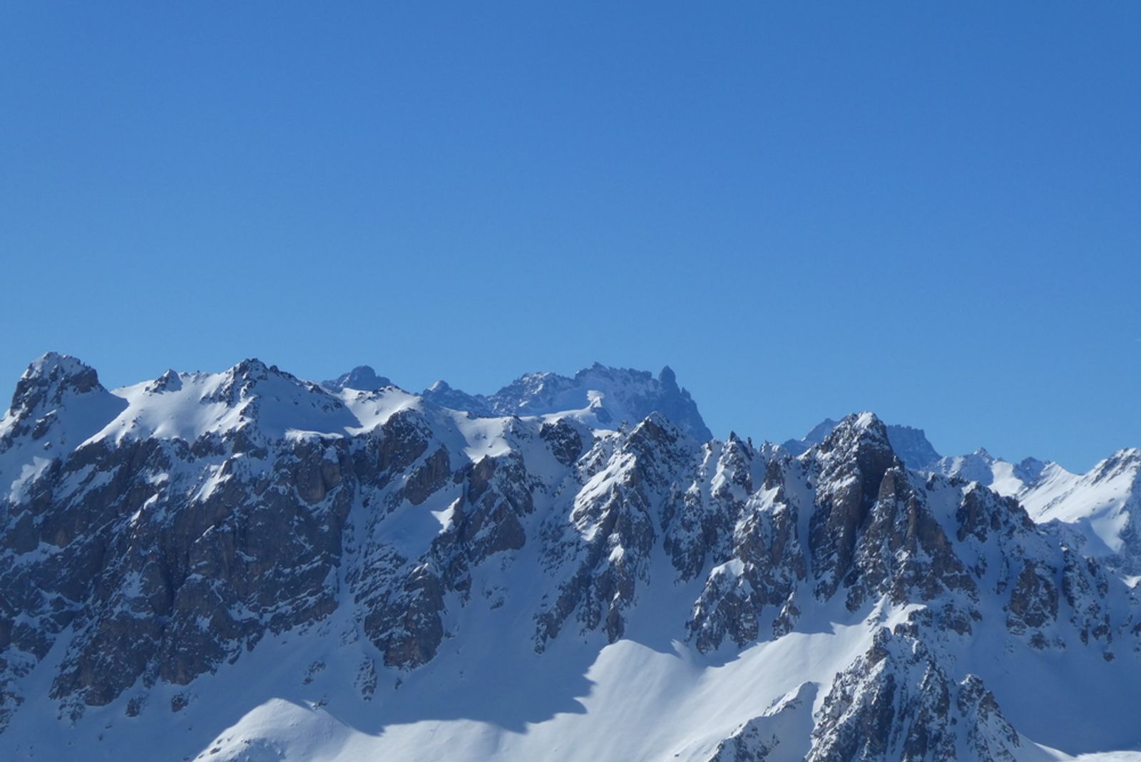 Vue sur la Meije depuis les hauteurs de Valmeinier