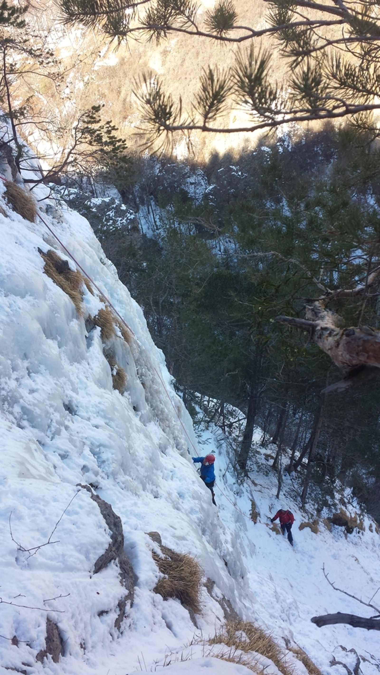 Initiation cascade de glace - Parc de la Schappe - Le petit mur raide!